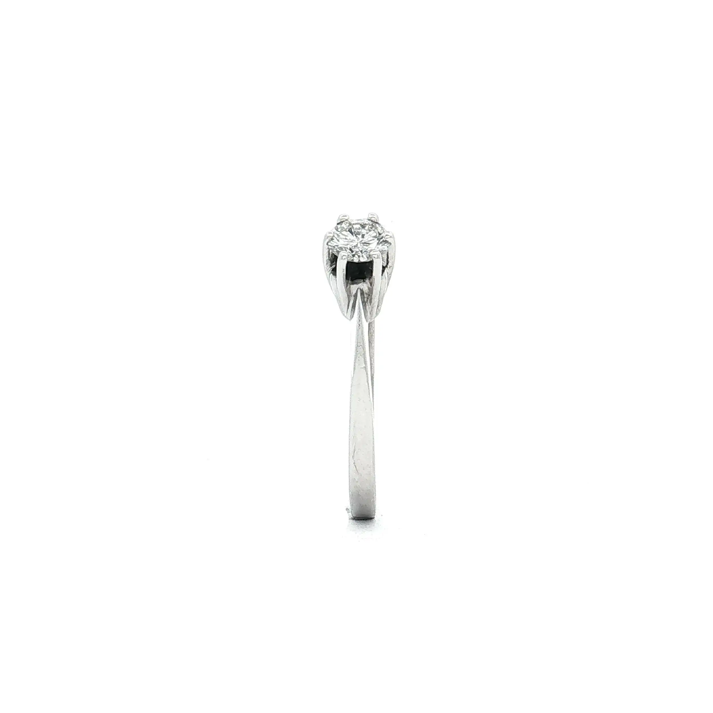 Ring Weißgold mit Solitär Brillant, gravitert mit 0,26 ct Ring Weißgold mit Solitär Brillant, gravitert mit 0,26 ct