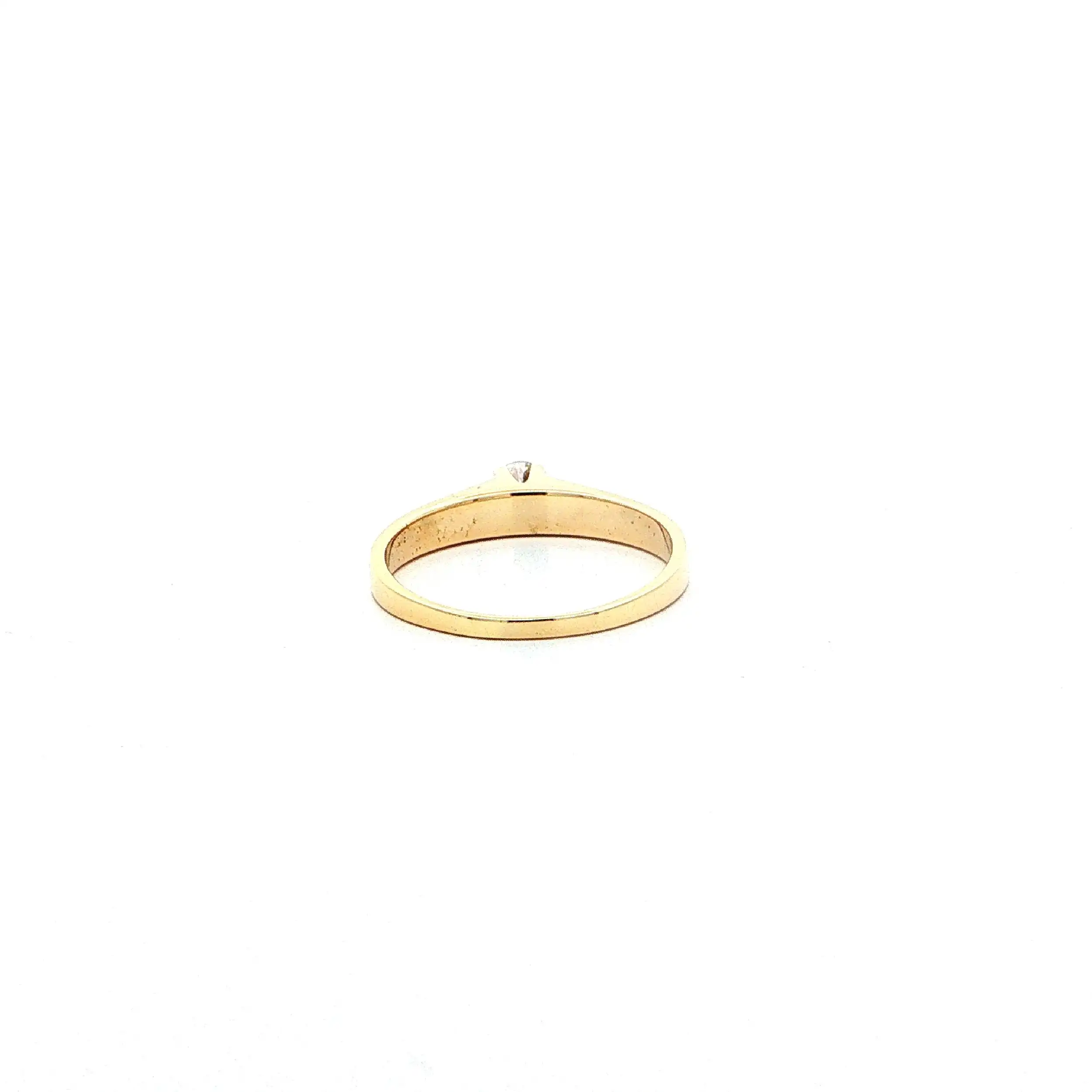 Ring Gelbgold mit Brillant, graviert mit 0,19ct. Ring Gelbgold mit Brillant, graviert mit 0,19ct.