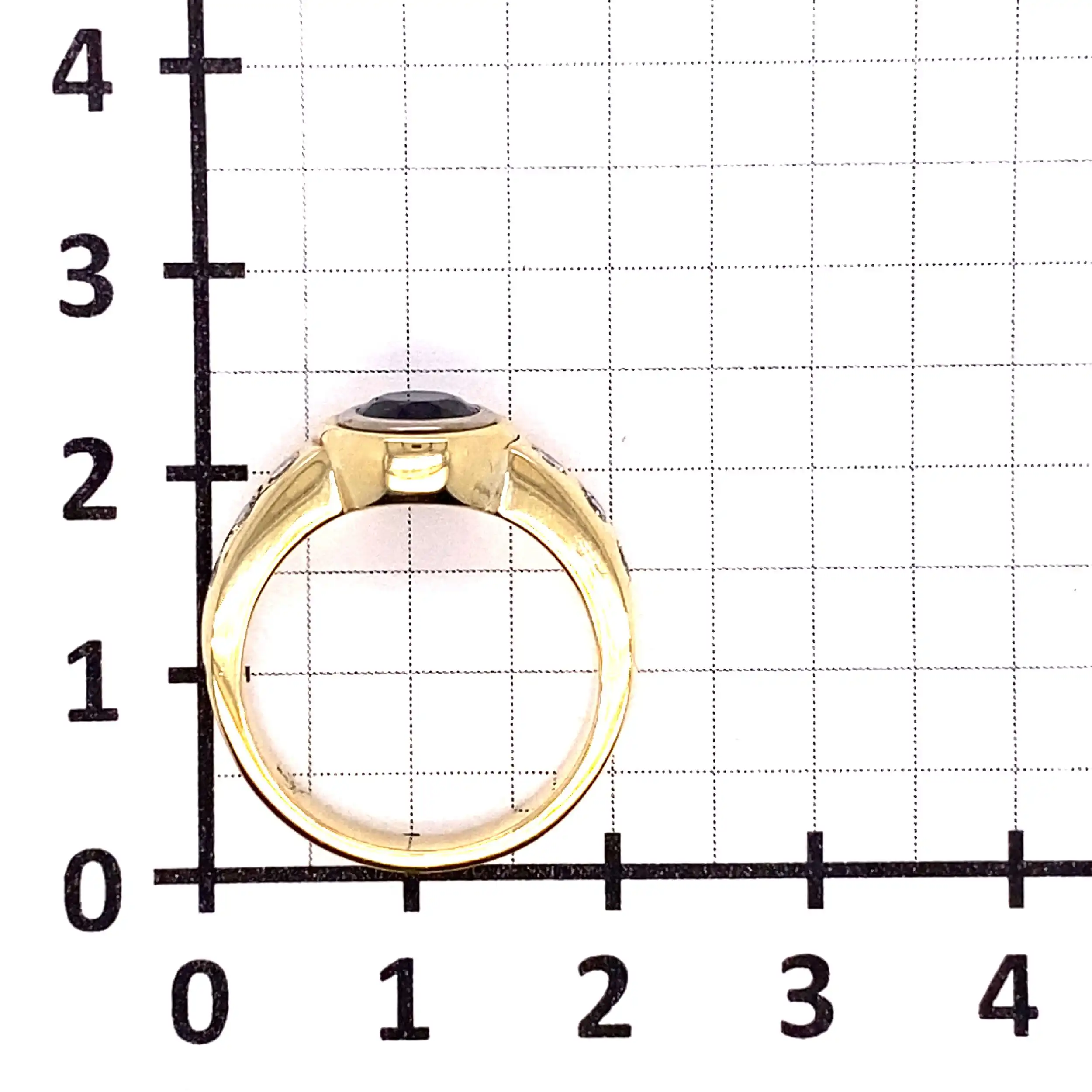 Ring mit 6 Brillanten und Saphire Ring mit 6 Brillanten und Saphire