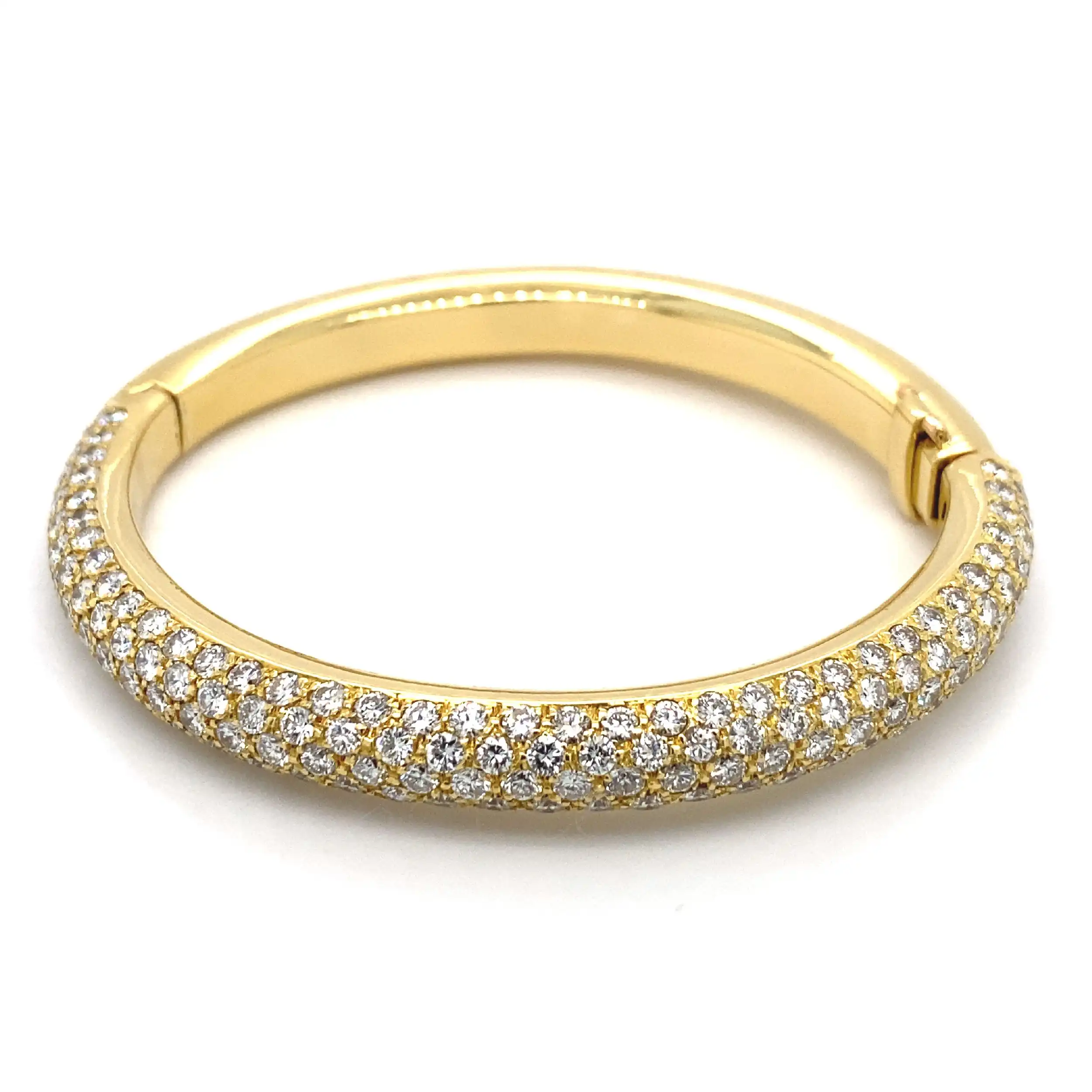 Armreif Gelbgold mit Brillanten Armreif Gelbgold mit Brillanten