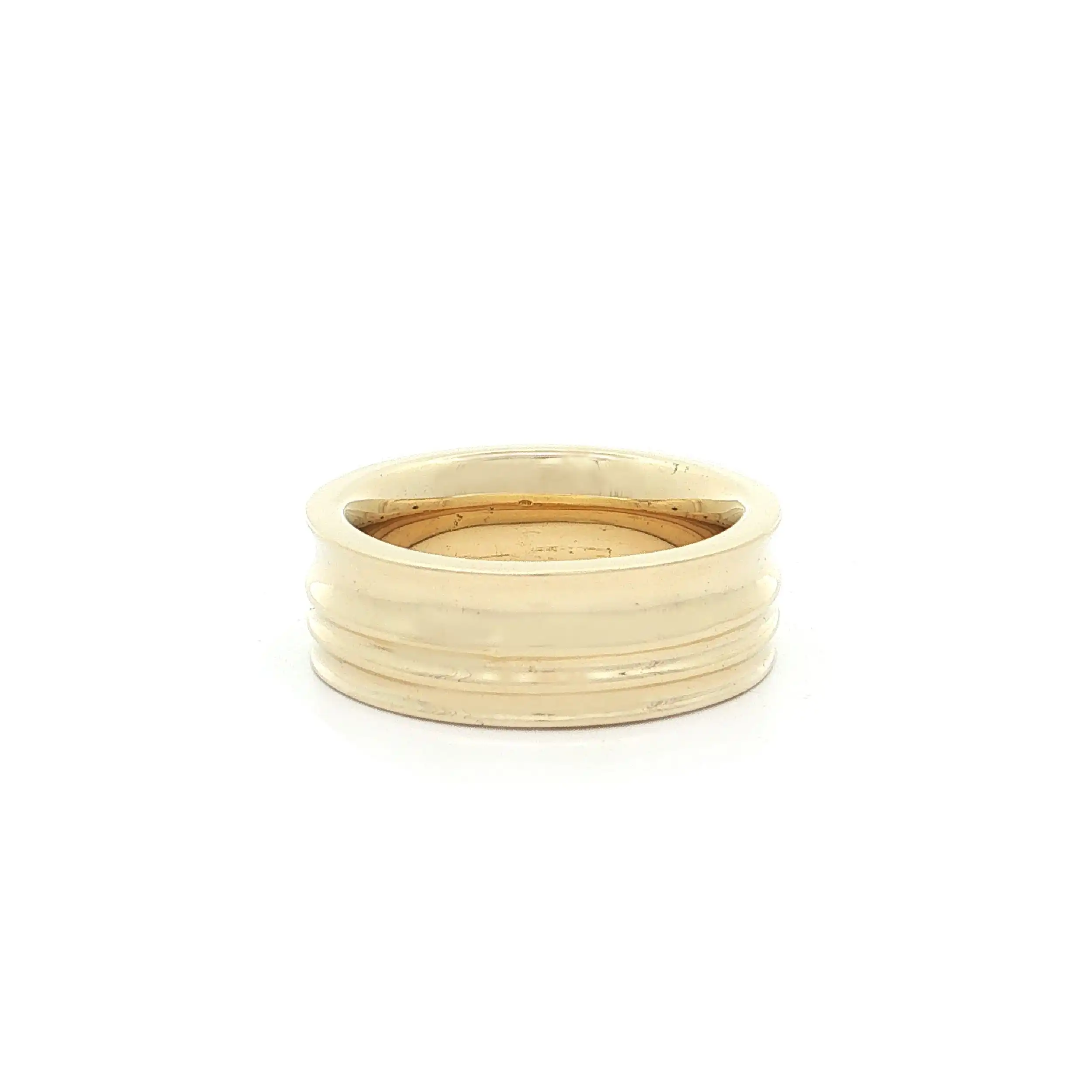 Ring Gelbgold massiv mit strukturierter Oberfläche Ring Gelbgold massiv mit strukturierter Oberfläche