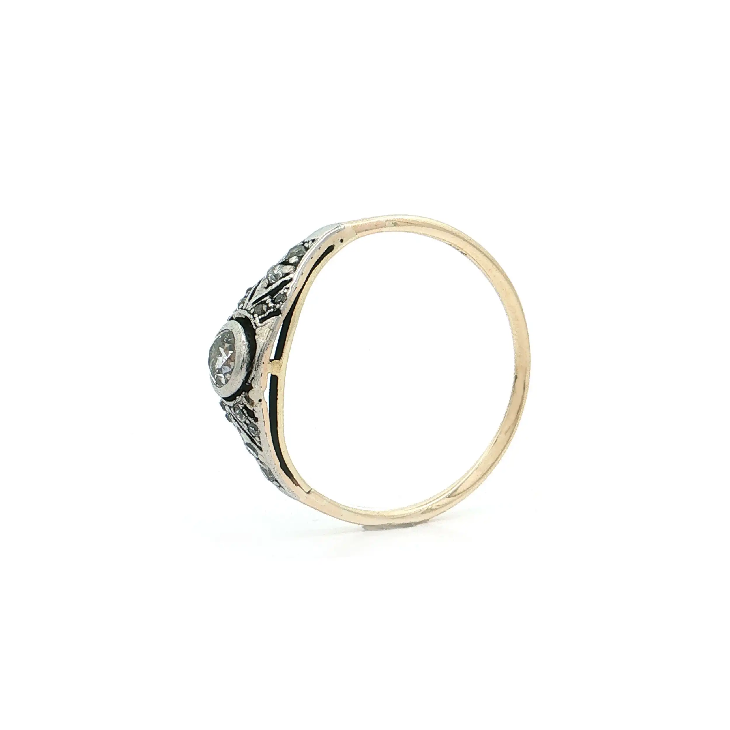 Ring Bicolor mit Brillanten und Diamanten Ring Bicolor mit Brillanten und Diamanten
