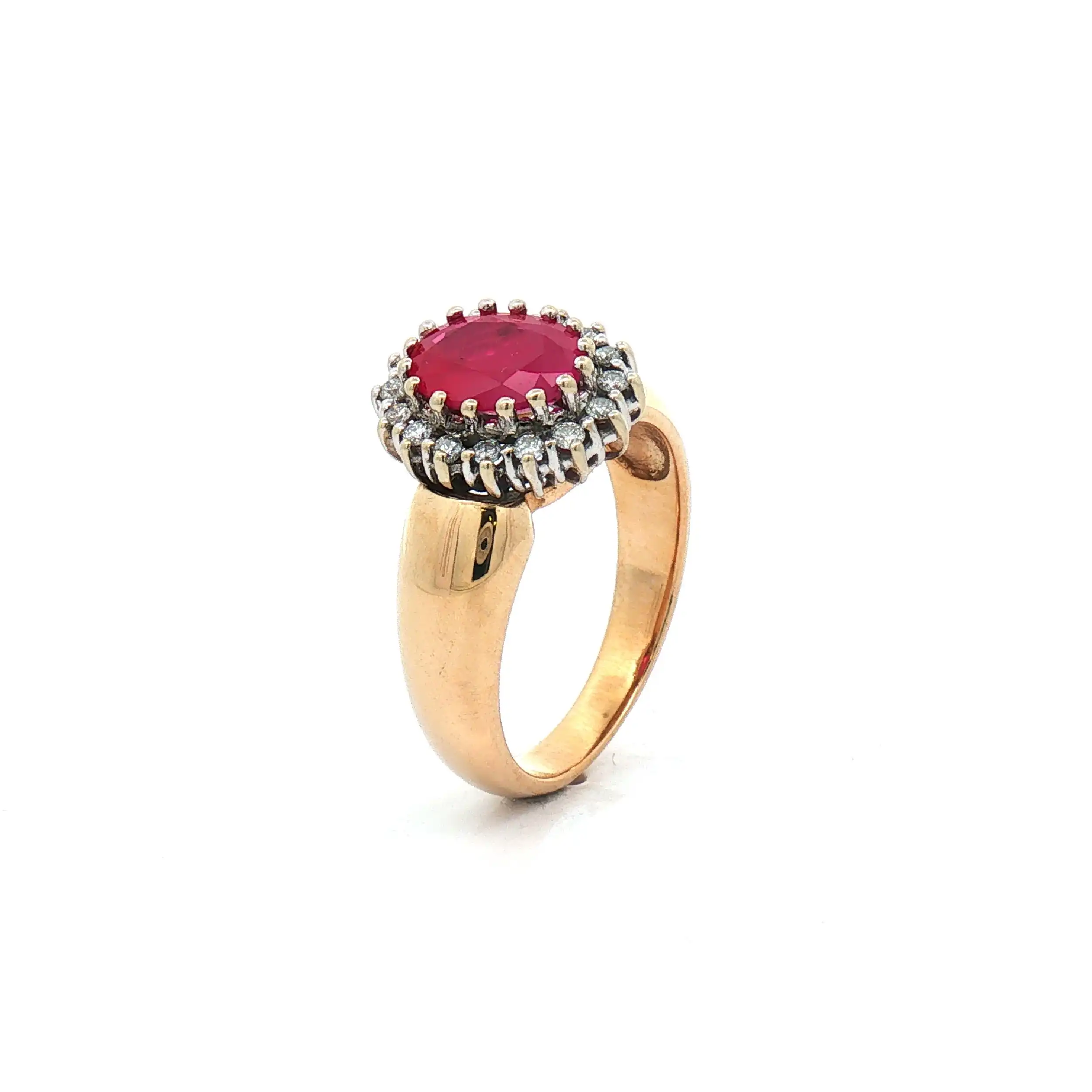 Ring Bicolor mit Rubin und Brillanten