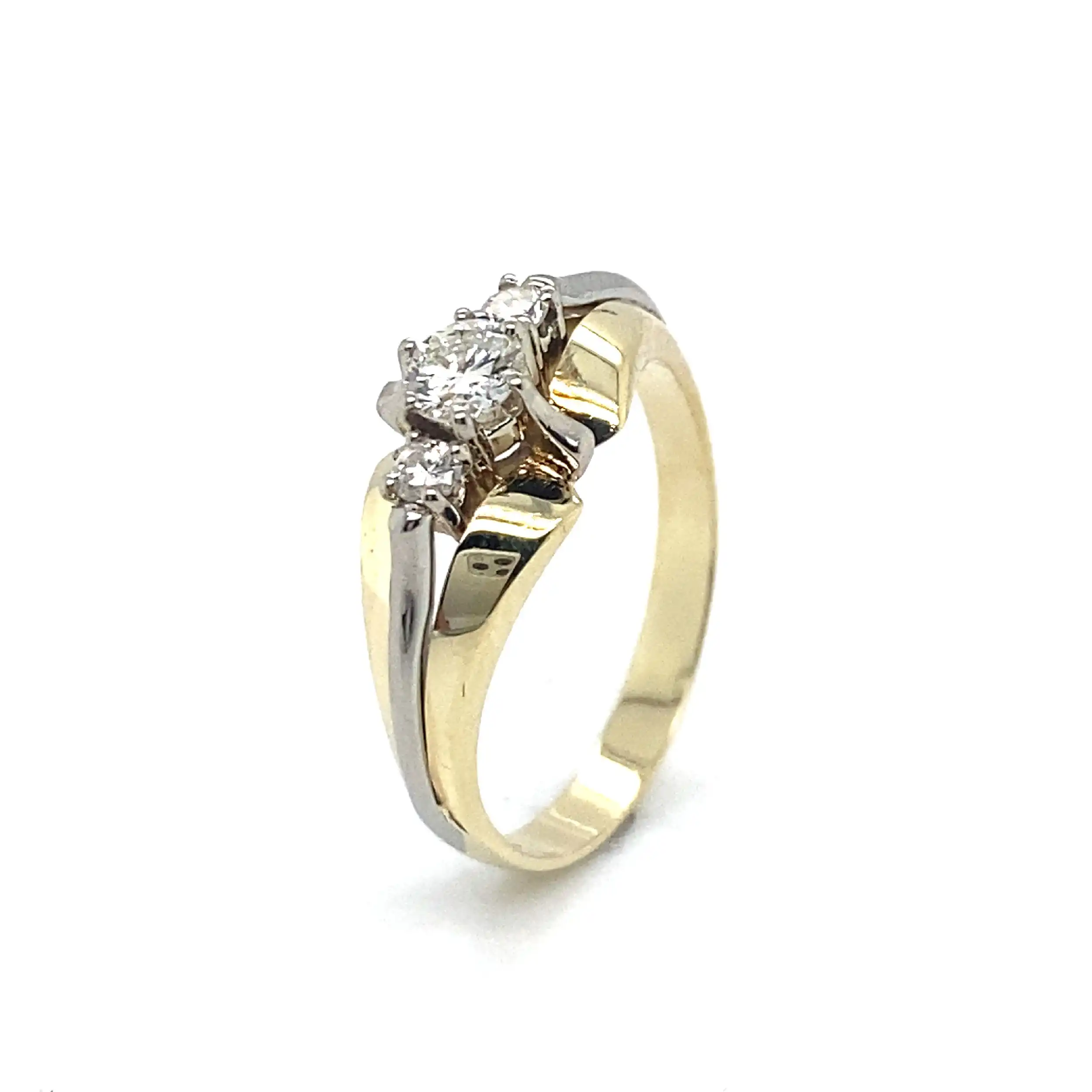 Ring Gelbgold mit Brillanten Ring Gelbgold mit Brillanten