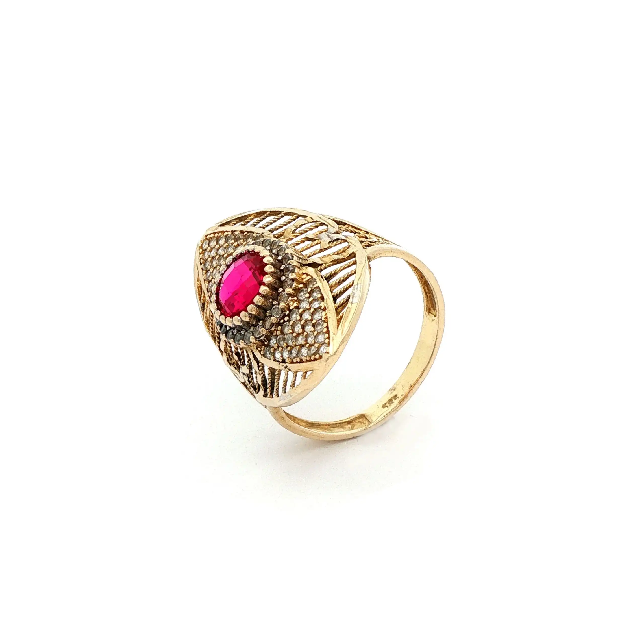 Ring Gelbgold mit rotem Farbstein und Zirkonia Ring Gelbgold mit rotem Farbstein und Zirkonia