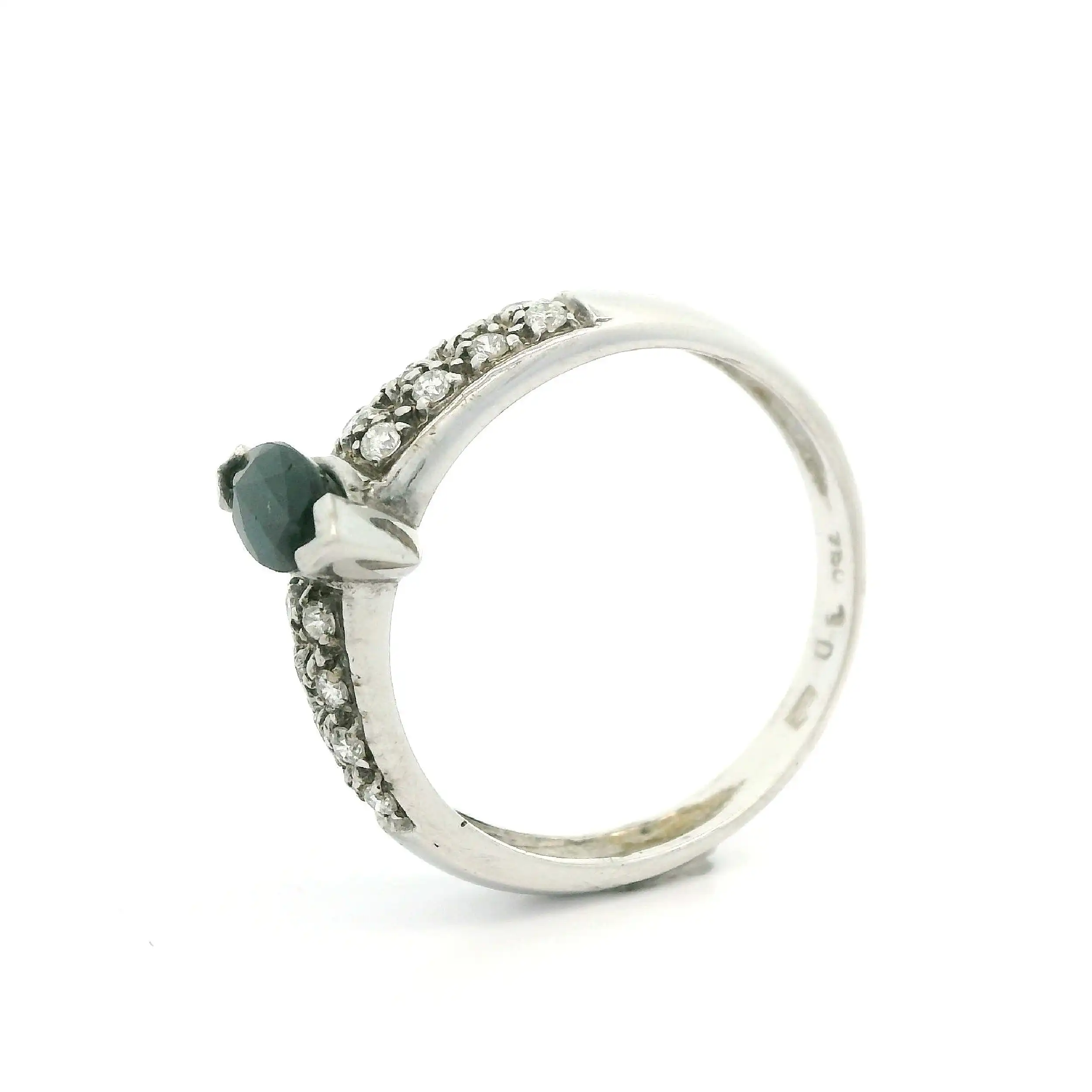 Ring Weißgold mit Brillanten und Saphir Ring Weißgold mit Brillanten und Saphir