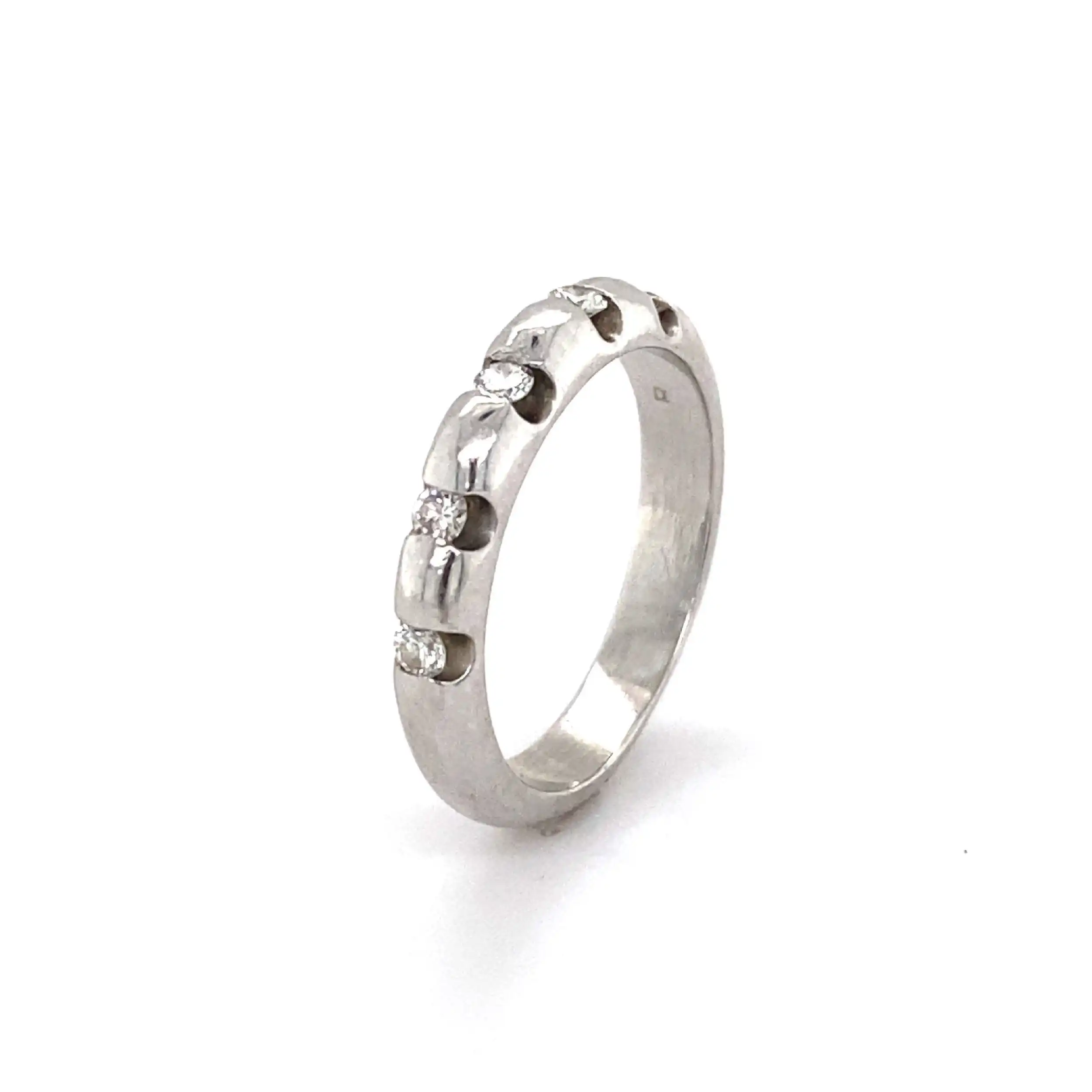 Ring Weißgold mit Brillanten Ring Weißgold mit Brillanten