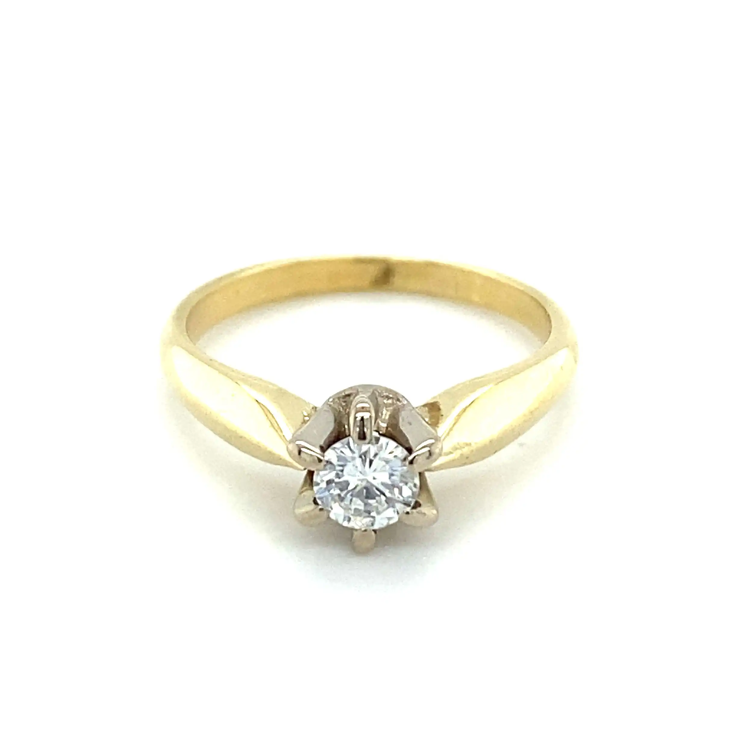 Ring Bicolor mit Brillant, graviert mit 0,32ct. Ring Bicolor mit Brillant, graviert mit 0,32ct.