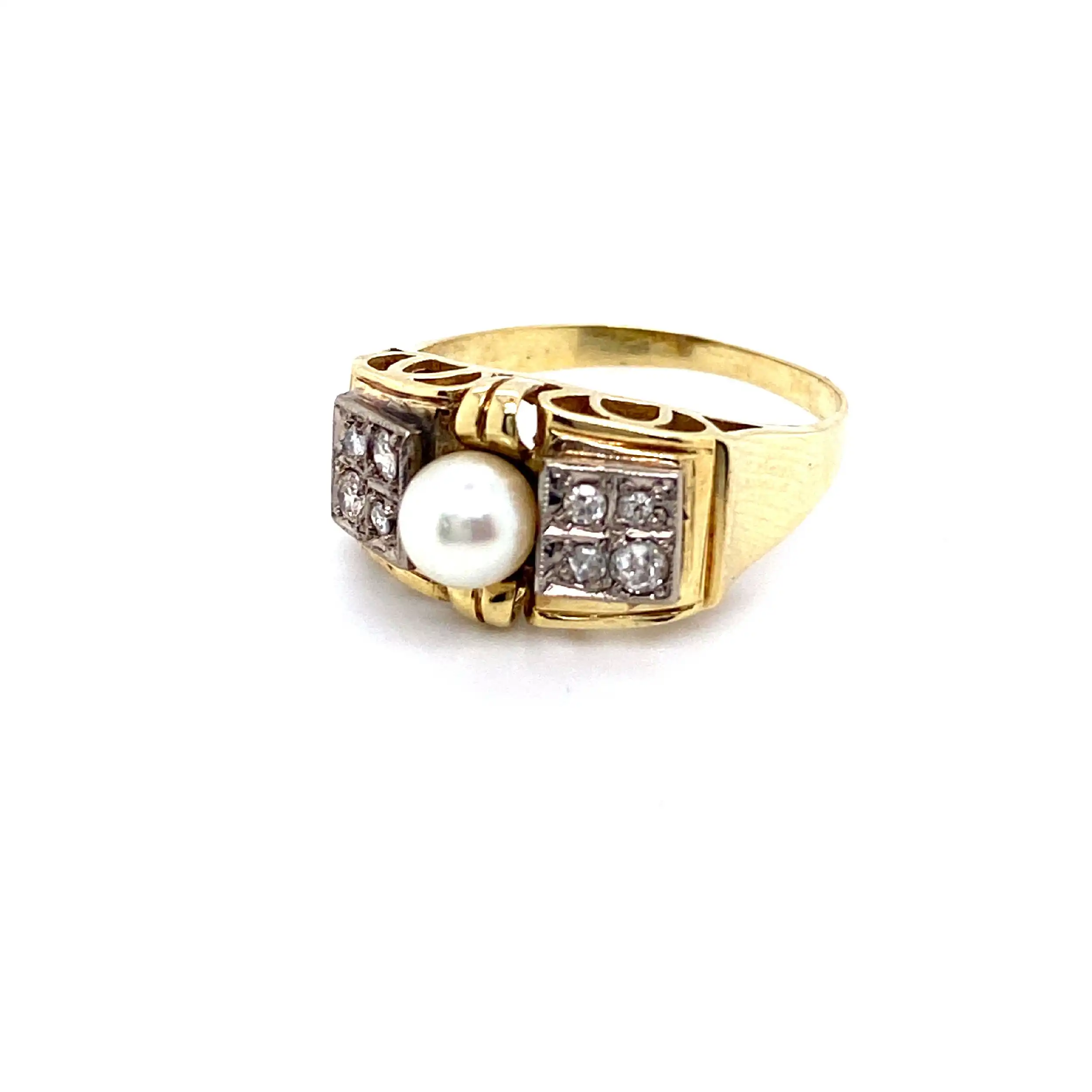 Ring Gelbgold mit Perle Ring Gelbgold mit Perle