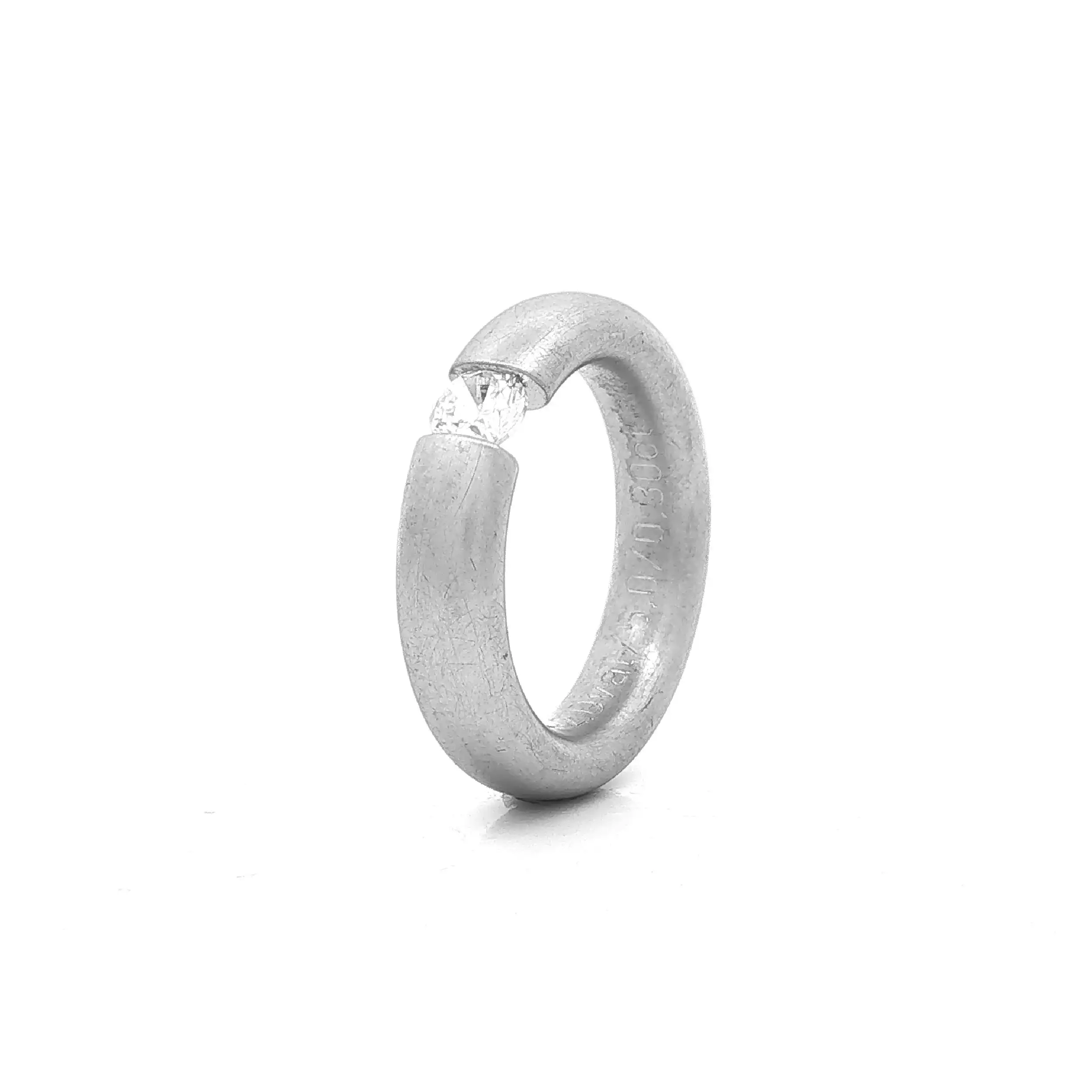 Spannring Silber Niessing "Musterring" Oval mit Zirkonia Spannring Silber Niessing "Musterring" Oval mit Zirkonia