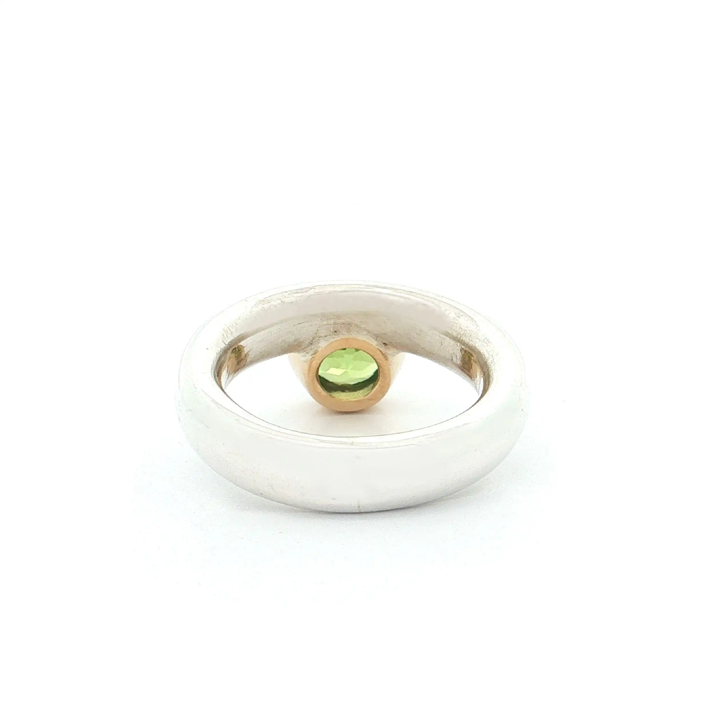 Ring Silber mit Gelbgold Fassung mit Peridot