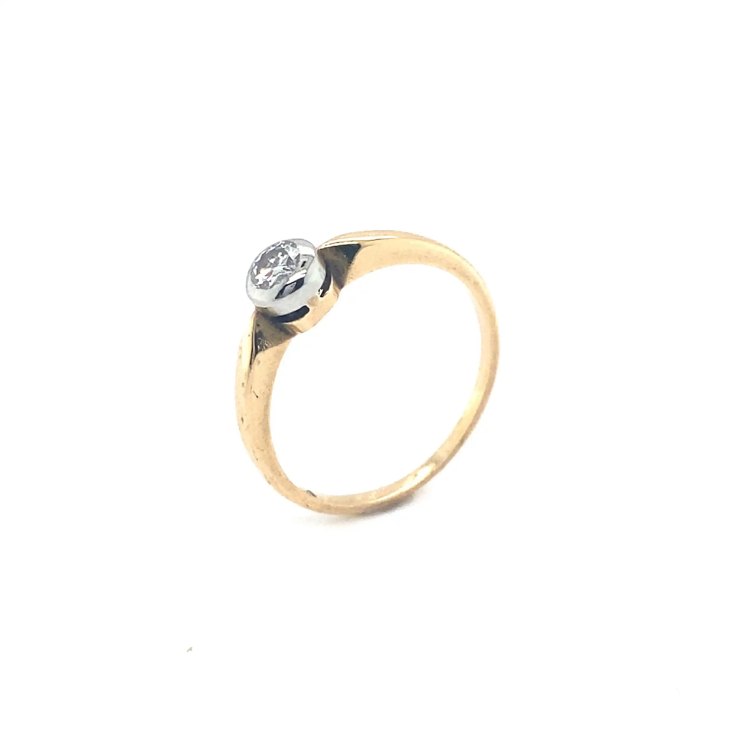 Ring mit Brillant Ring mit Brillant