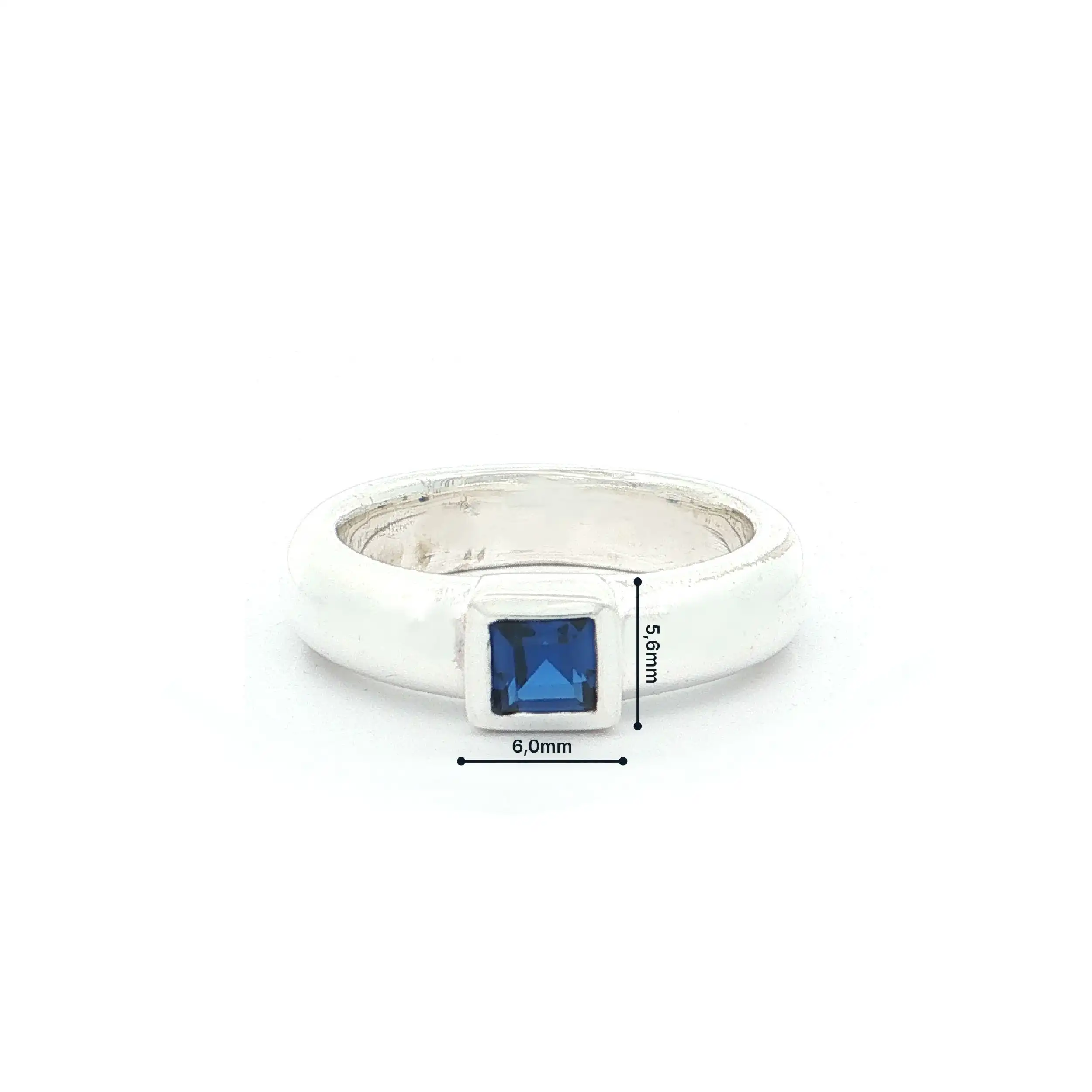 Ring Silber mit blauem Farbstein