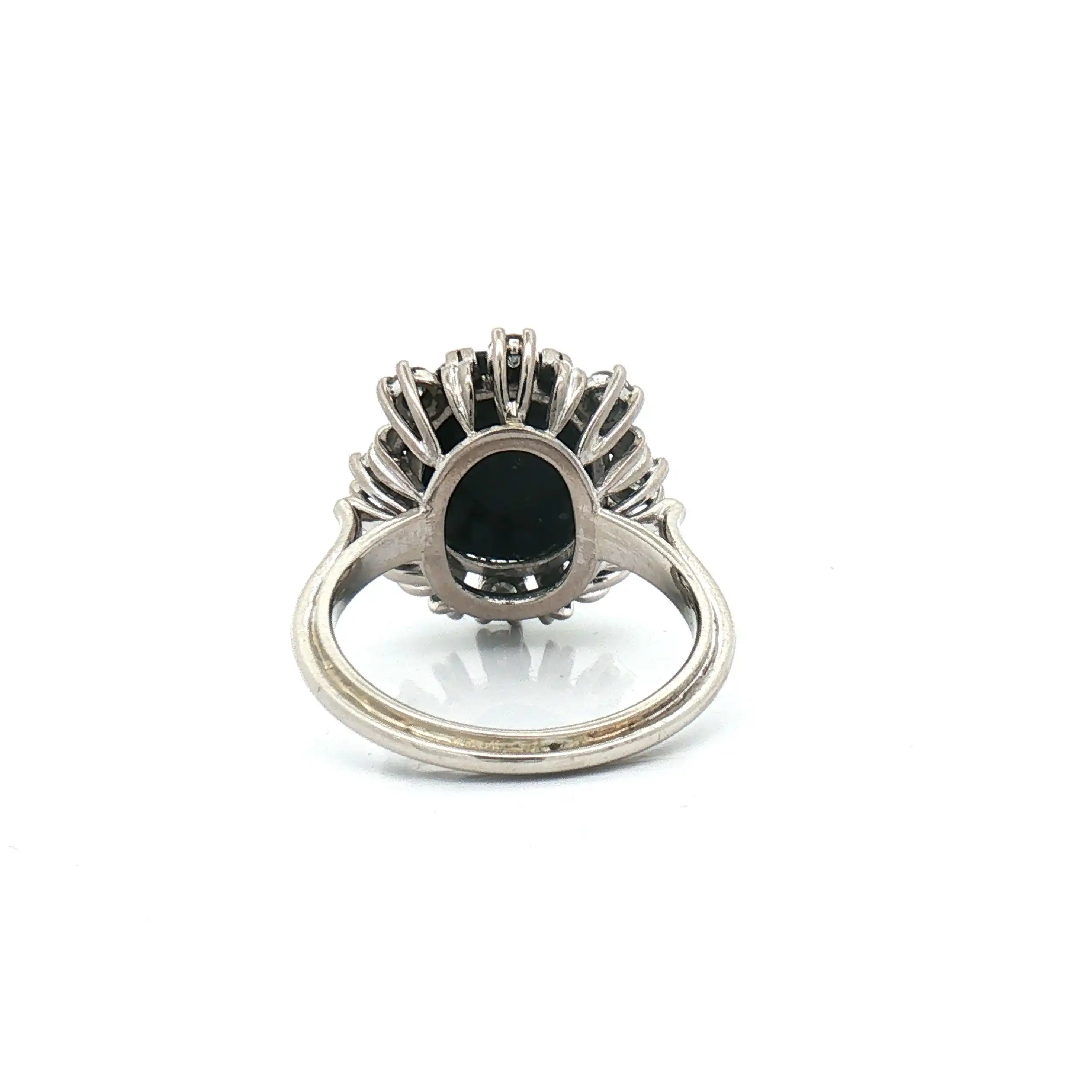 Ring Weißgold mit Opal Doublette und Brillanten