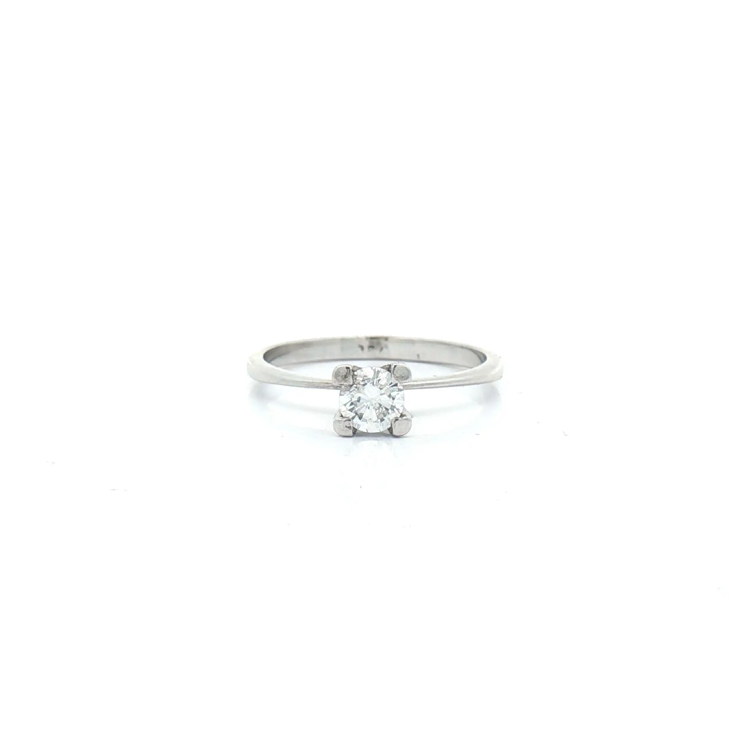 Ring Weißgold mit Brillant Ring Weißgold mit Brillant