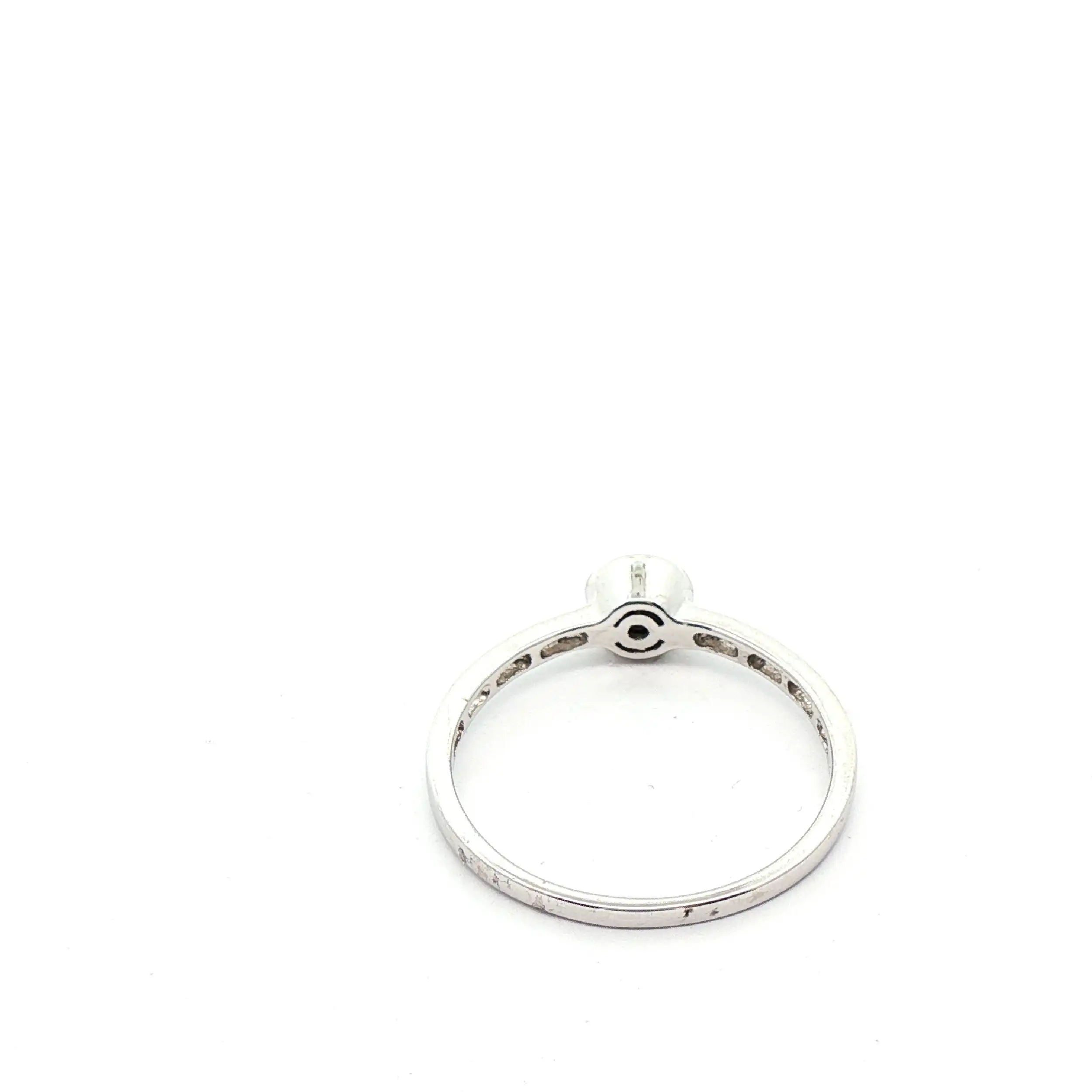 Ring Weißgold mit Brillanten Ring Weißgold mit Brillanten