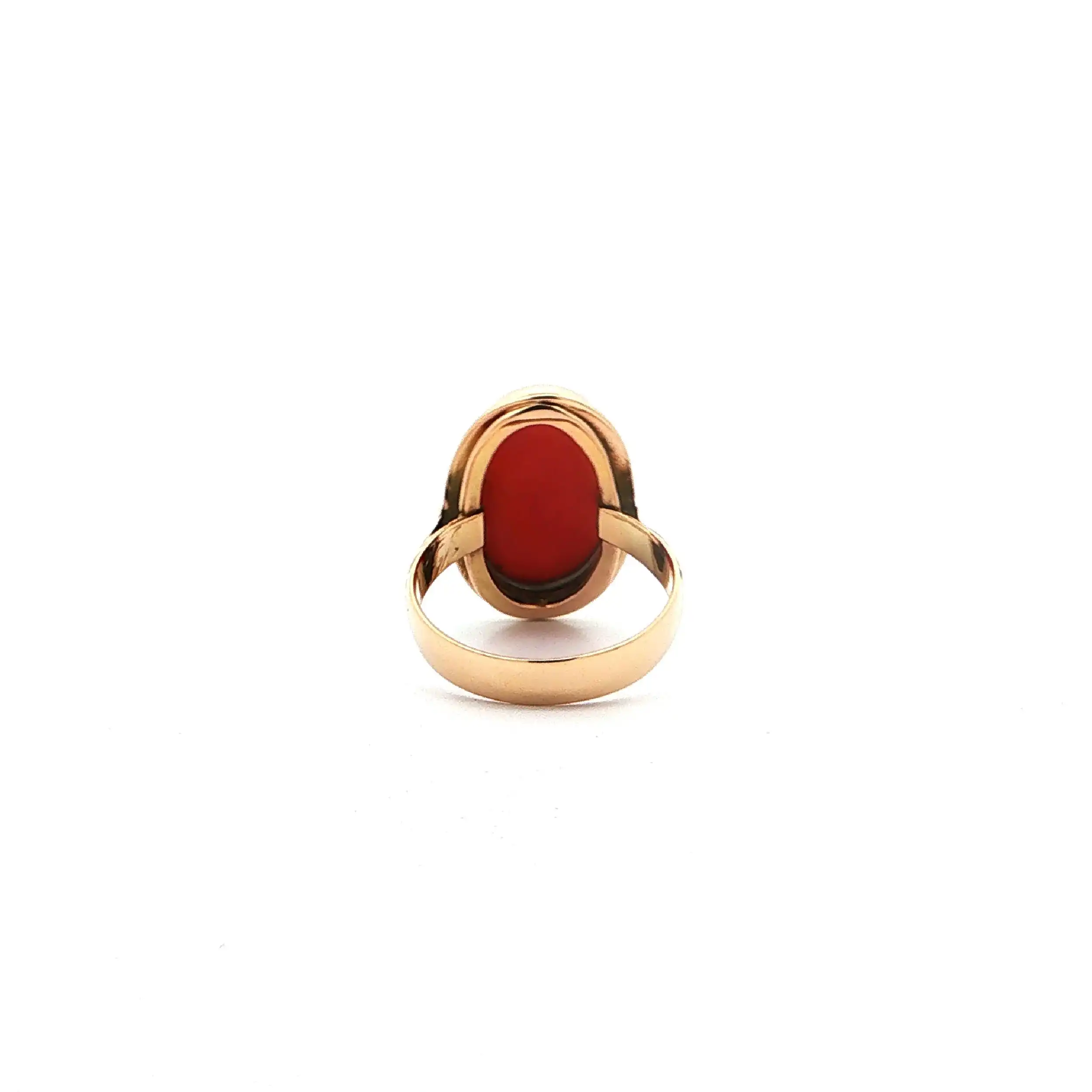 Ring Gelbgold mit Koralle Ring Gelbgold mit Koralle