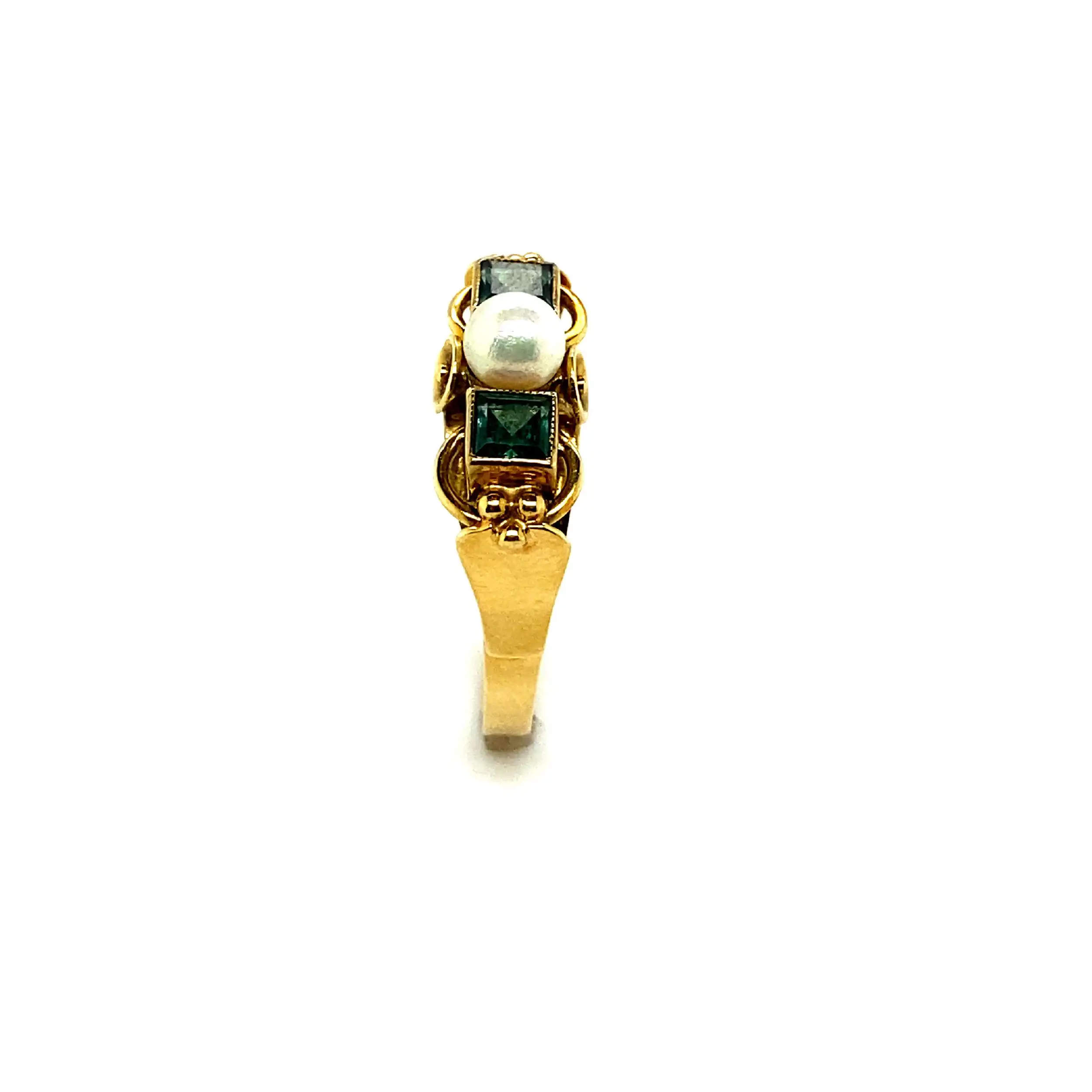Ring Gelbgold mit grünen Steinen und Perle
