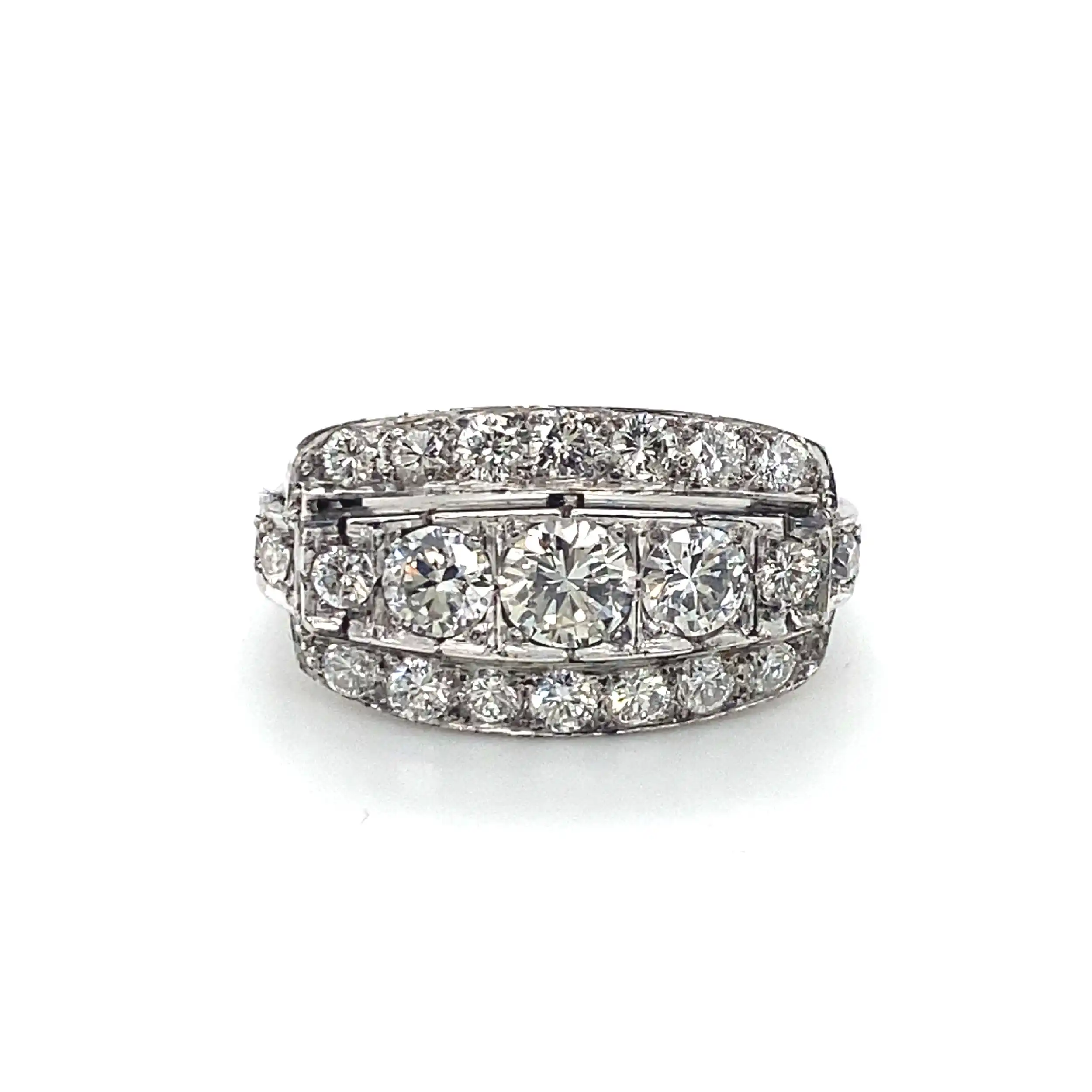 Ring Platin mit Brillanten Ring Platin mit Brillanten