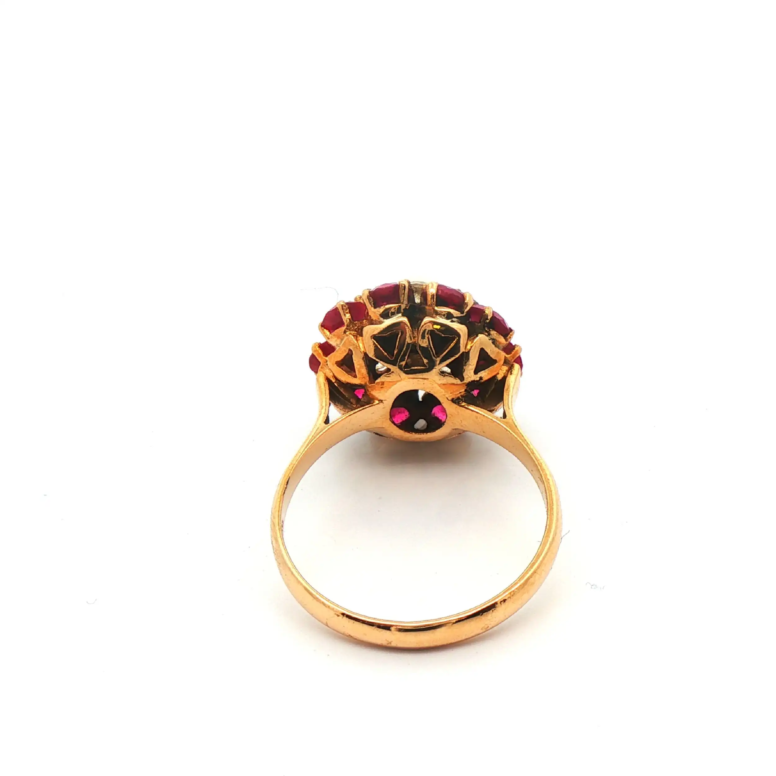 Ring Gelbgold mit Perle und weiß/rote Farbsteine Ring Gelbgold mit Perle und weiß/rote Farbsteine