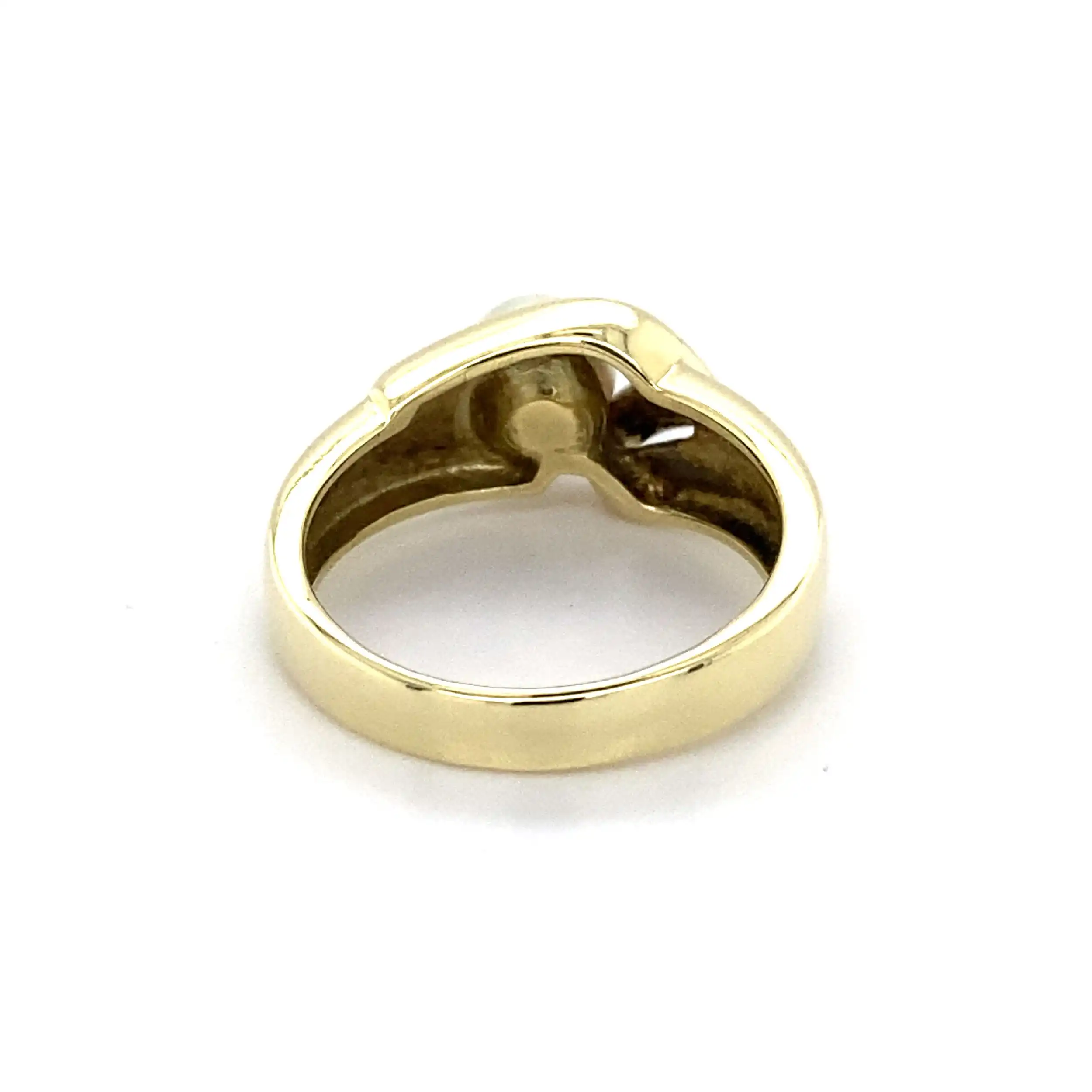 Ring Gelbgold mit Perle und Brillant Ring Gelbgold mit Perle und Brillant