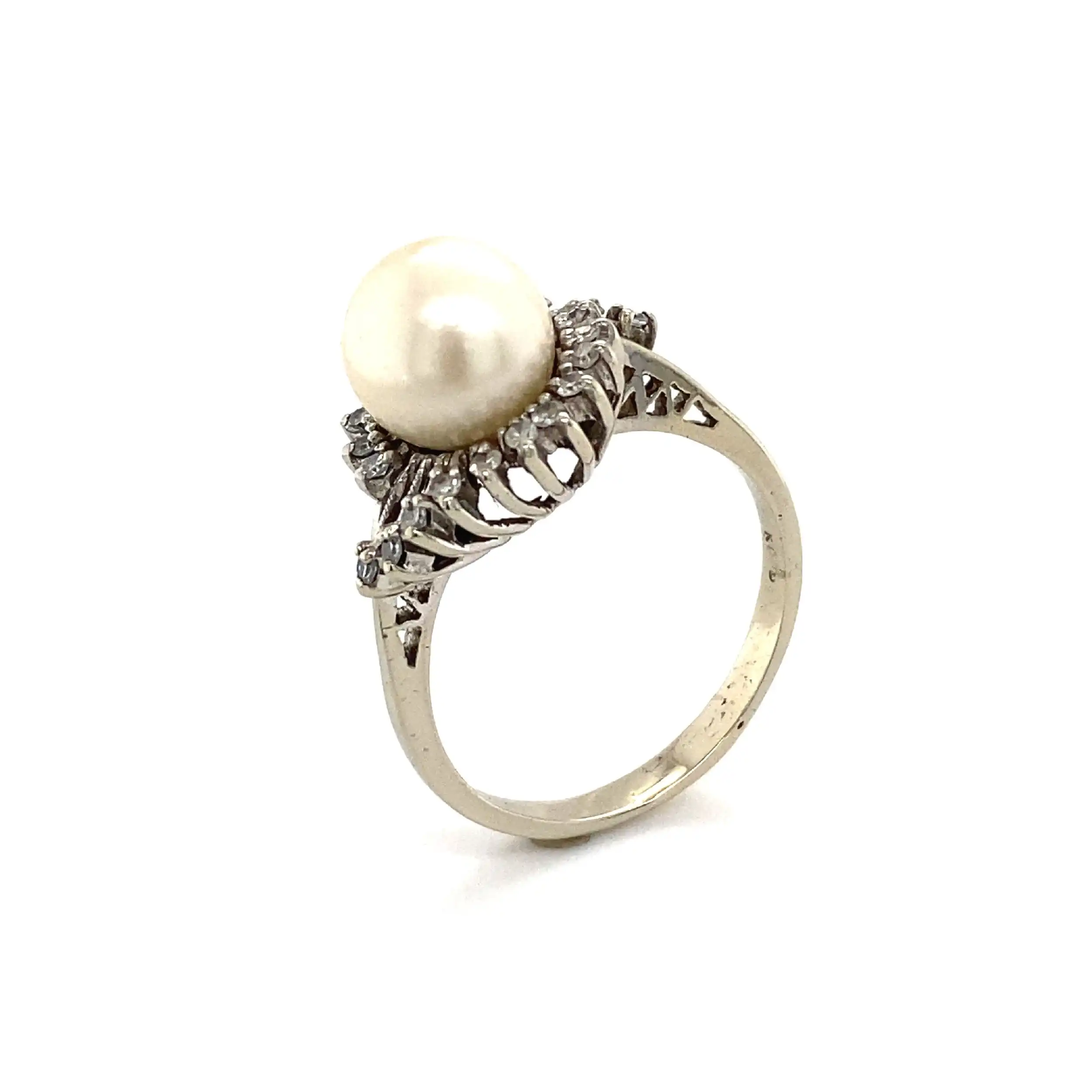 Ring Weißgold mit Perle & Diamanten