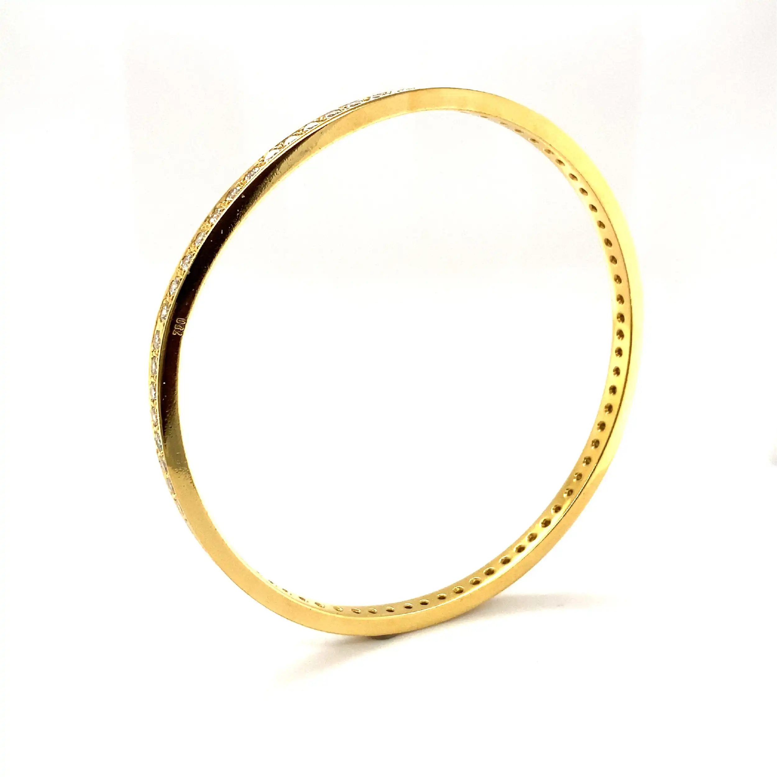 Armreif Gelbgold mit Brillanten Armreif Gelbgold mit Brillanten