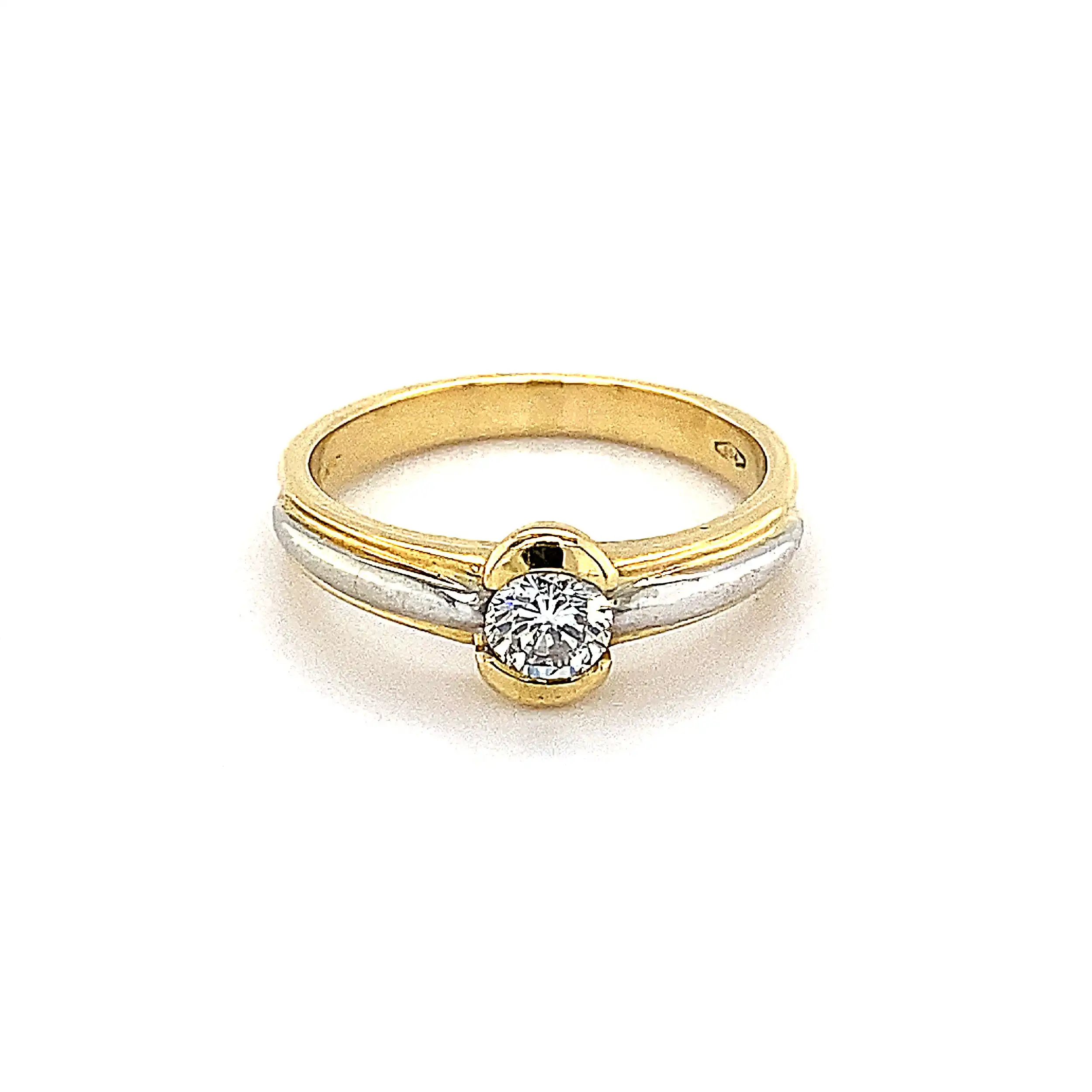 Ring Bicolor mit Brillant Ring Bicolor mit Brillant