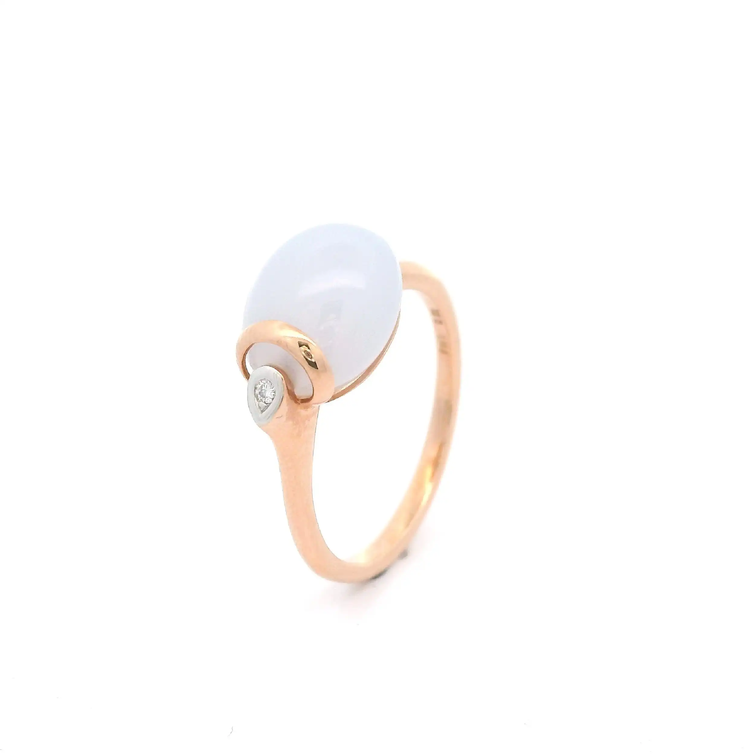 Ring Roségold mit Brillant und Chalcedon Cabochon mit 0,01ct graviert