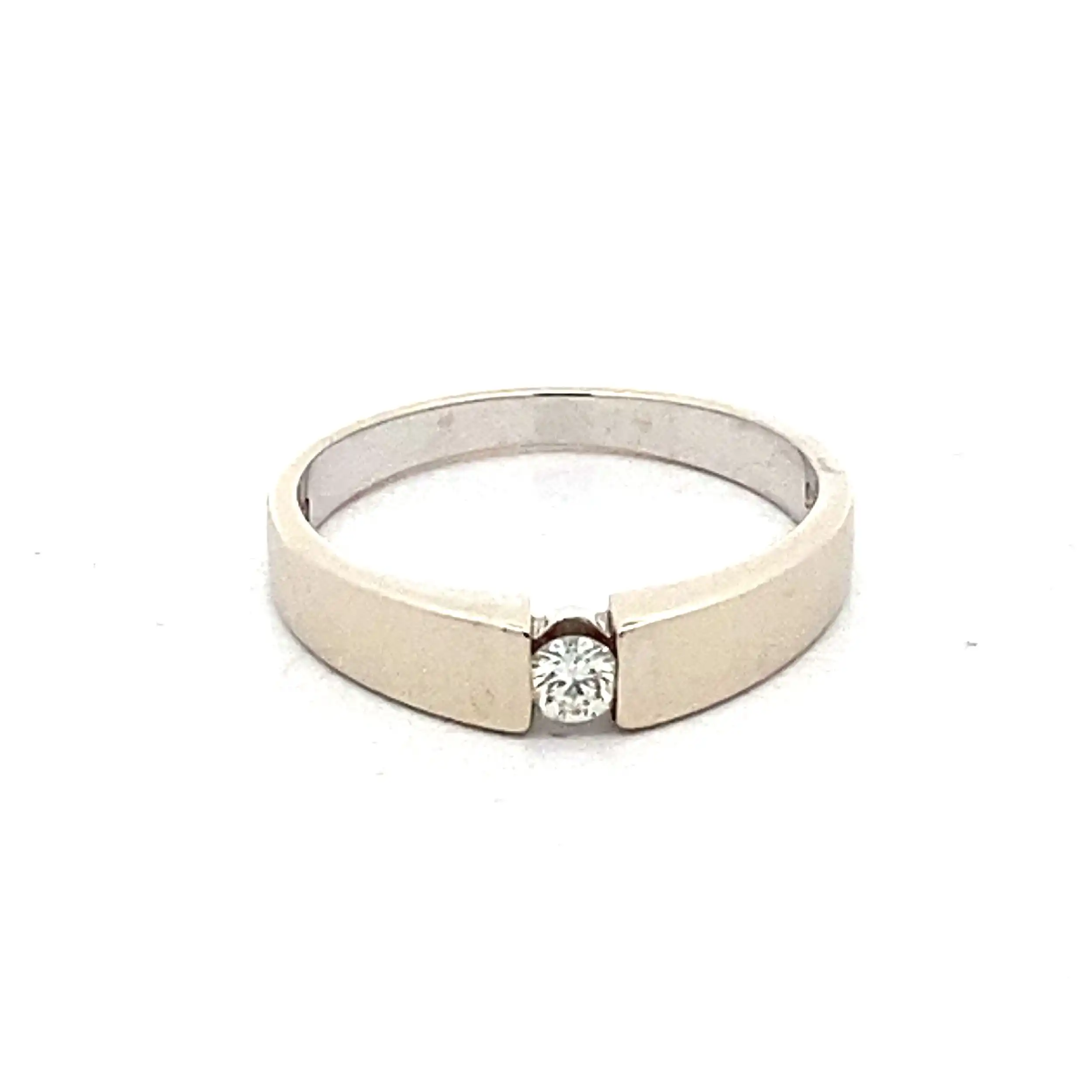 Ring Weißgold mit Brillant Christ mit 0,1ct graviert Ring Weißgold mit Brillant Christ mit 0,1ct graviert