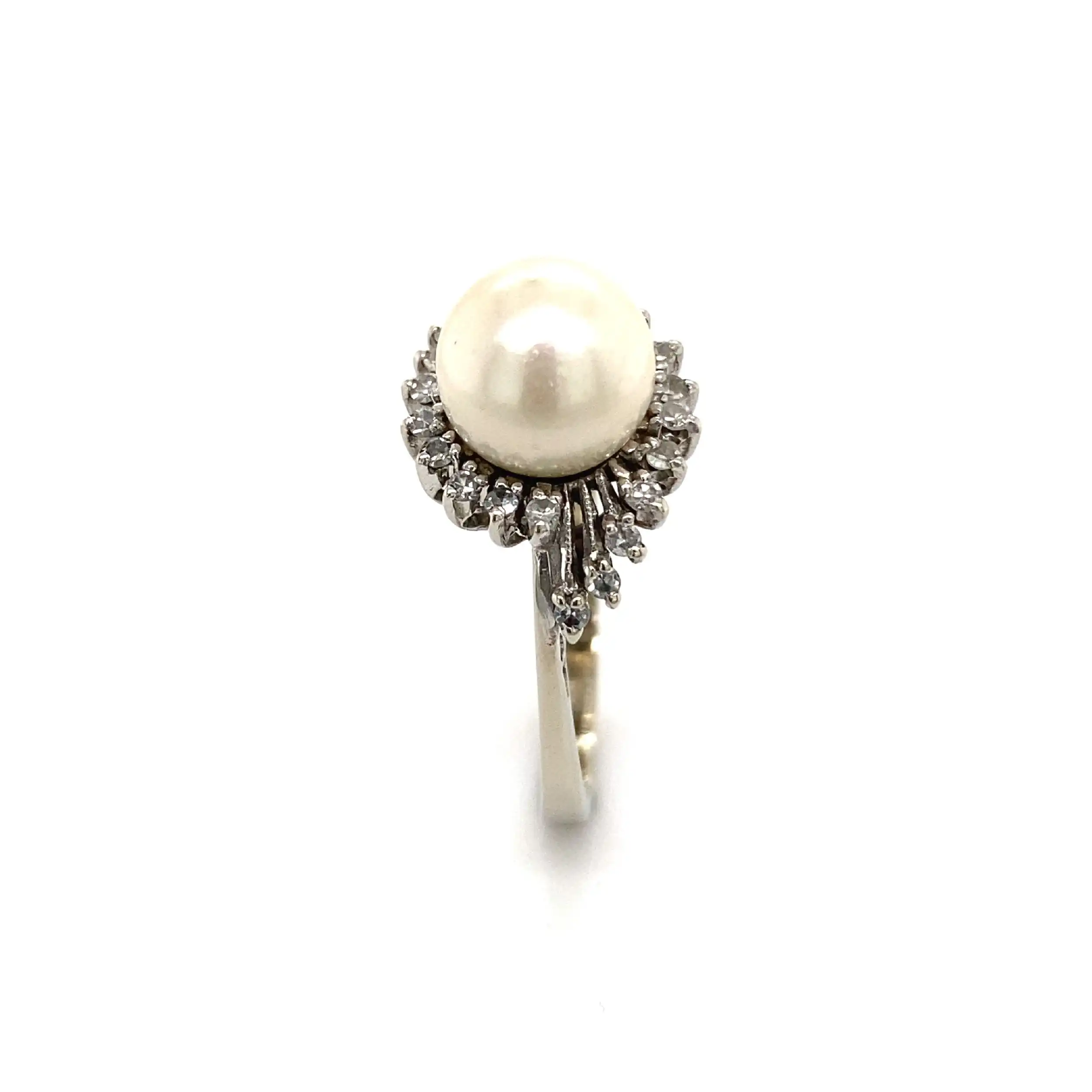 Ring Weißgold mit Perle & Diamanten Ring Weißgold mit Perle & Diamanten