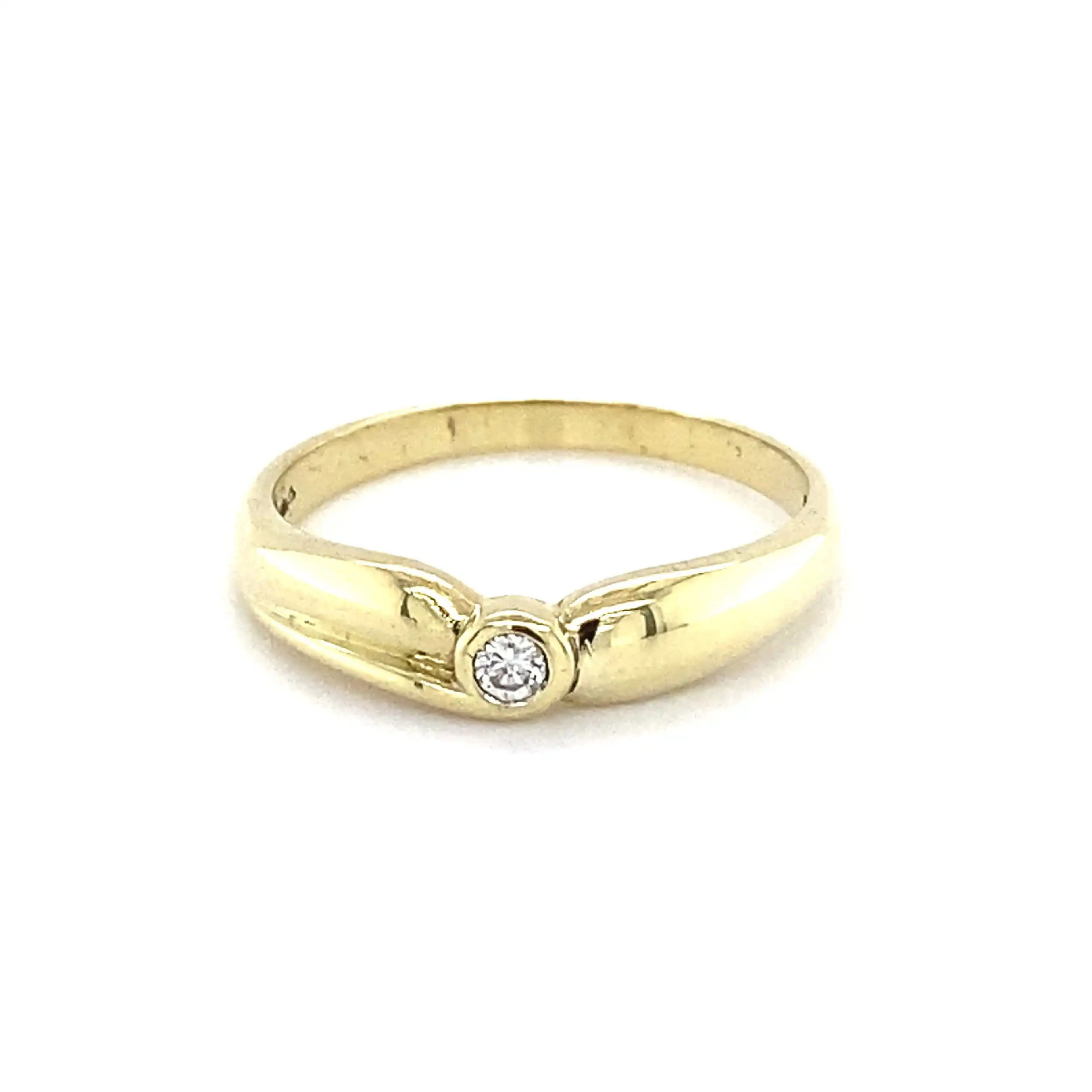 Ring Gelbgold mit Brillant, graviert mit 0,08ct Ring Gelbgold mit Brillant, graviert mit 0,08ct