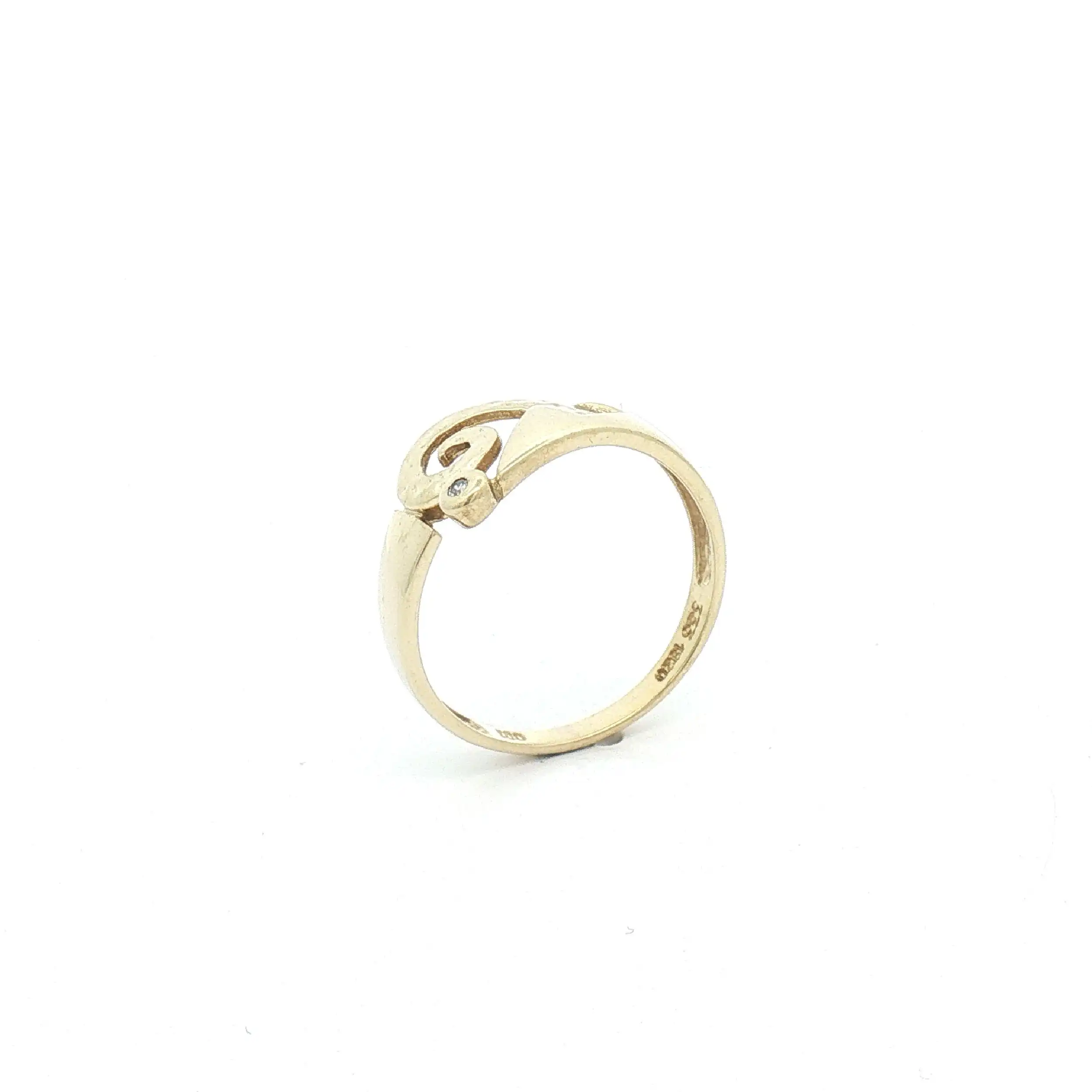 Ring Gelbgold mit Diamant