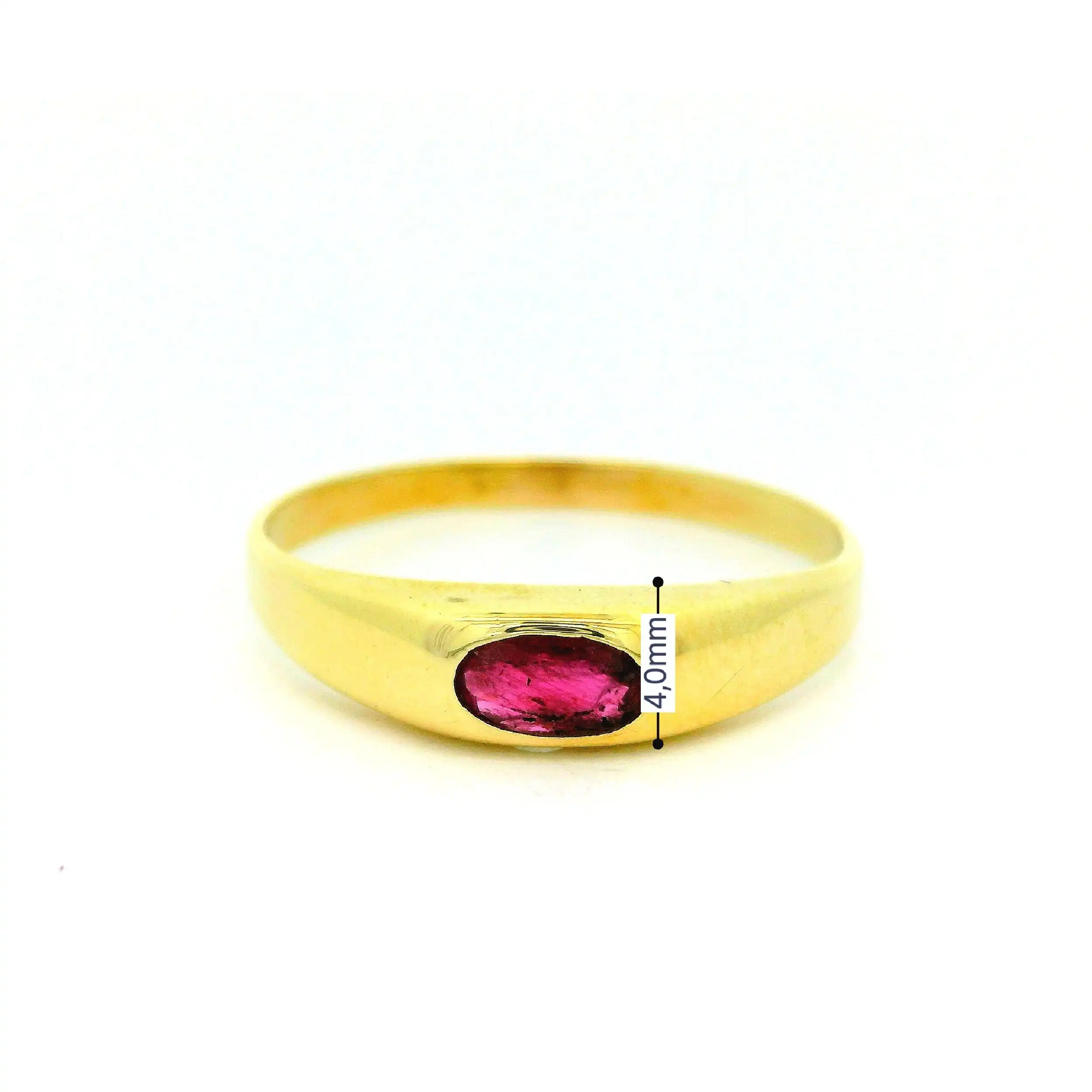 Ring Gelbgold mit Rubin Ring Gelbgold mit Rubin