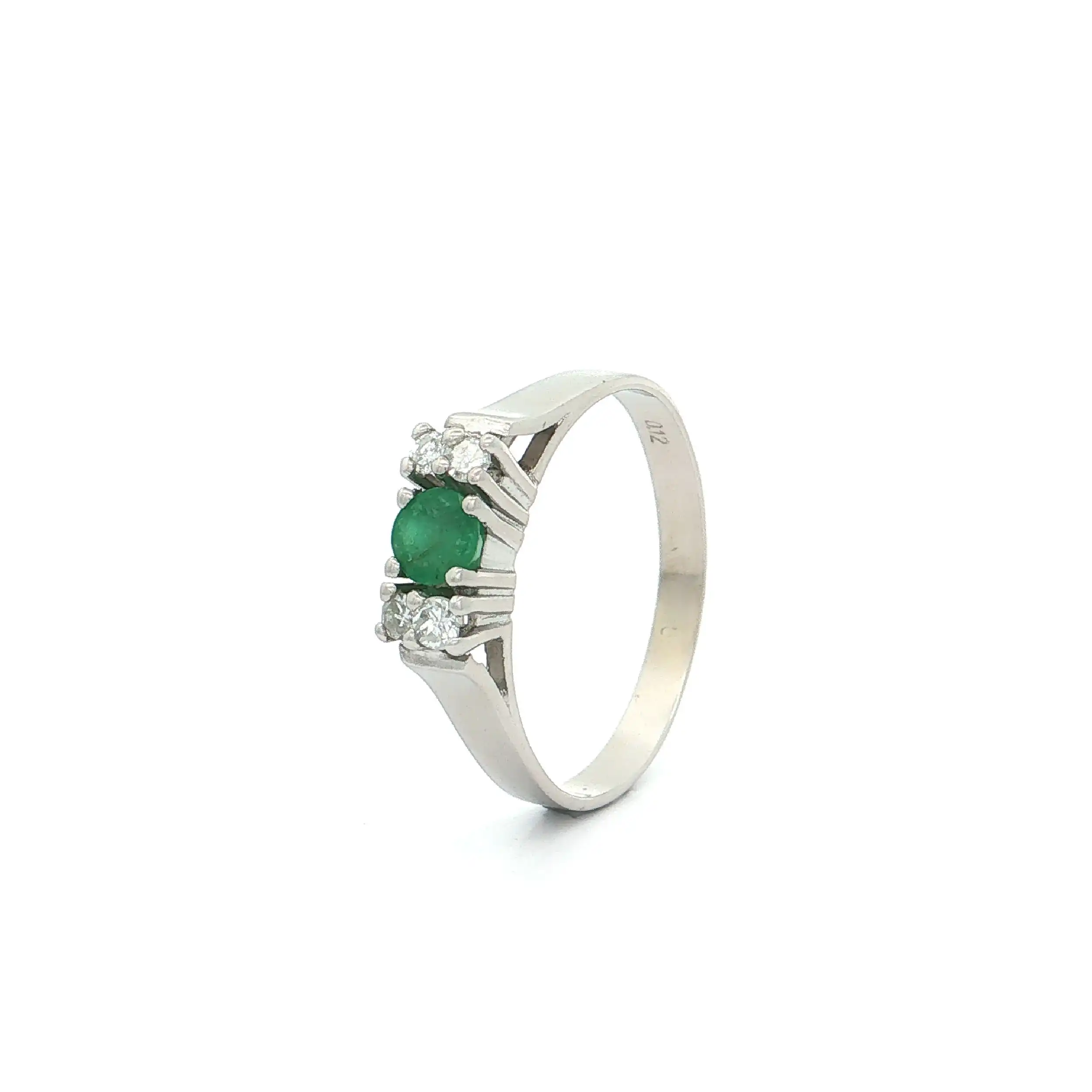 Ring Weißgold mit Smaragd und Diamanten, graviert mit 0,12ct