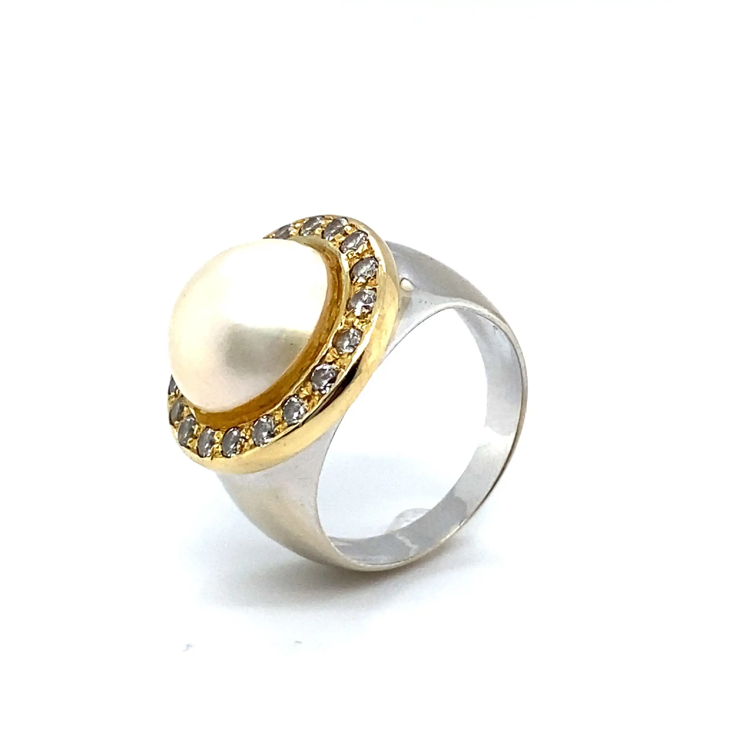 Ring Bicolor mit Mabéperle und Zirkonia Ring Bicolor mit Mabéperle und Zirkonia