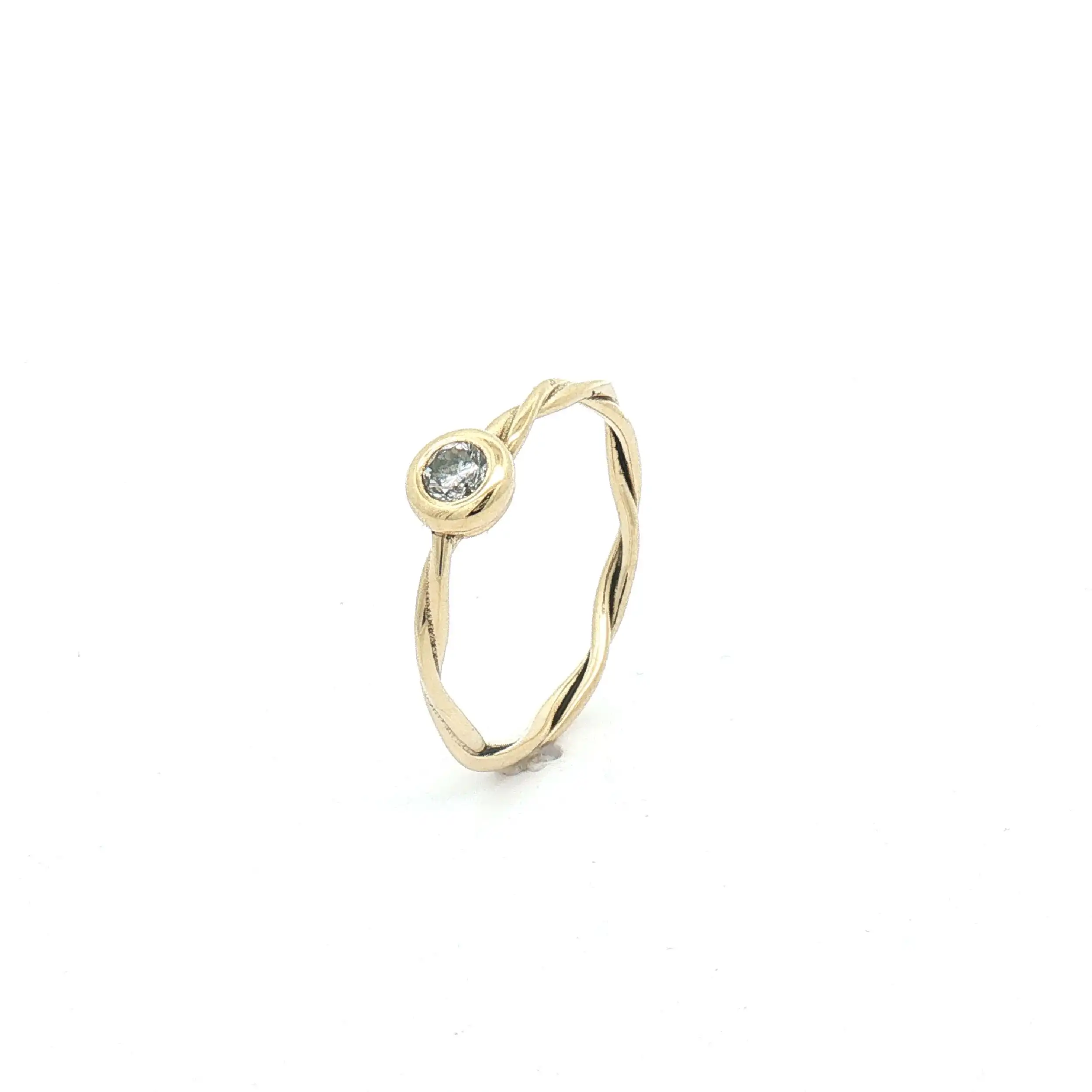Ring Gelbgold geflochten mit Brillant