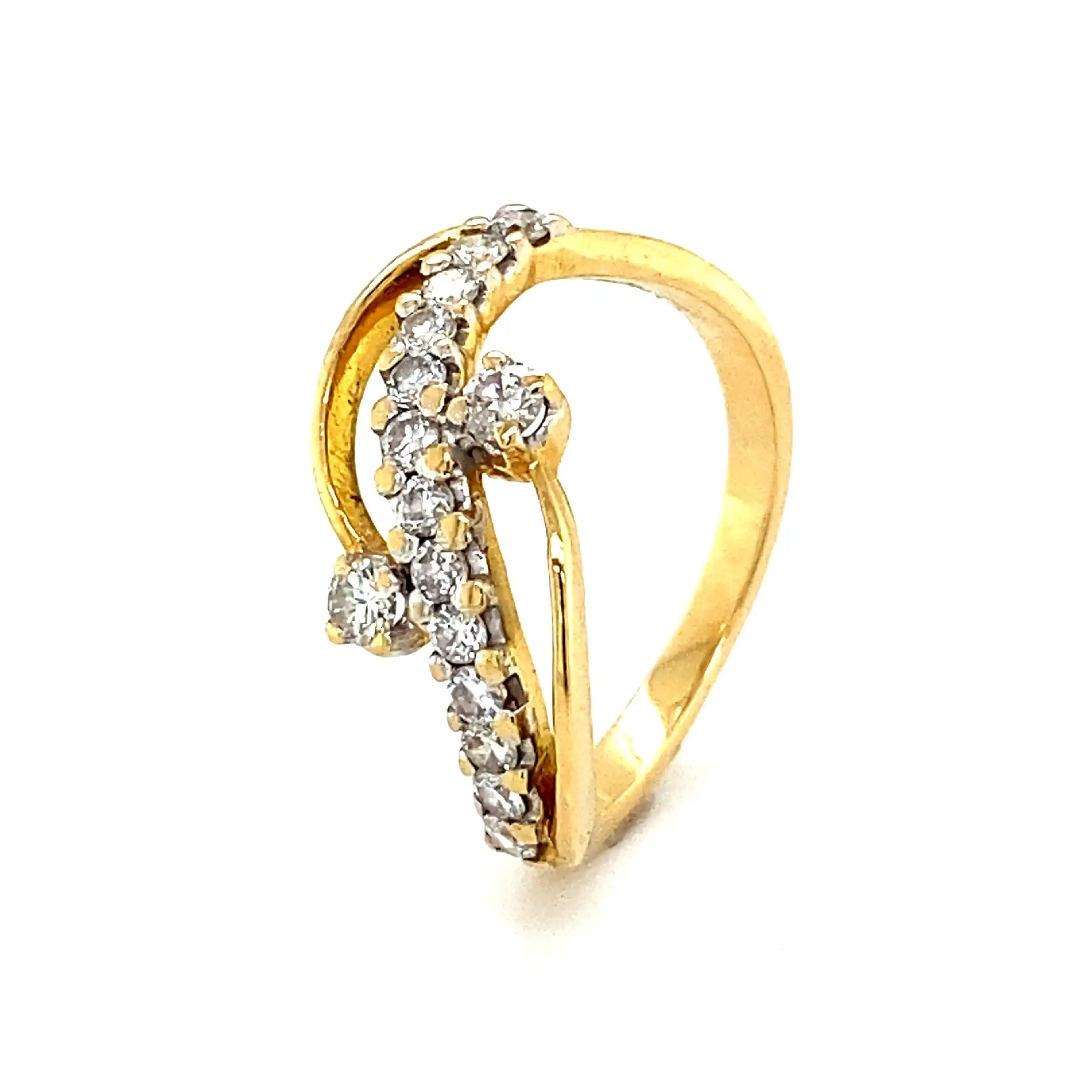 Ring Gelbgold mit Brillanten, garviert mit 0,75ct Ring Gelbgold mit Brillanten, garviert mit 0,75ct