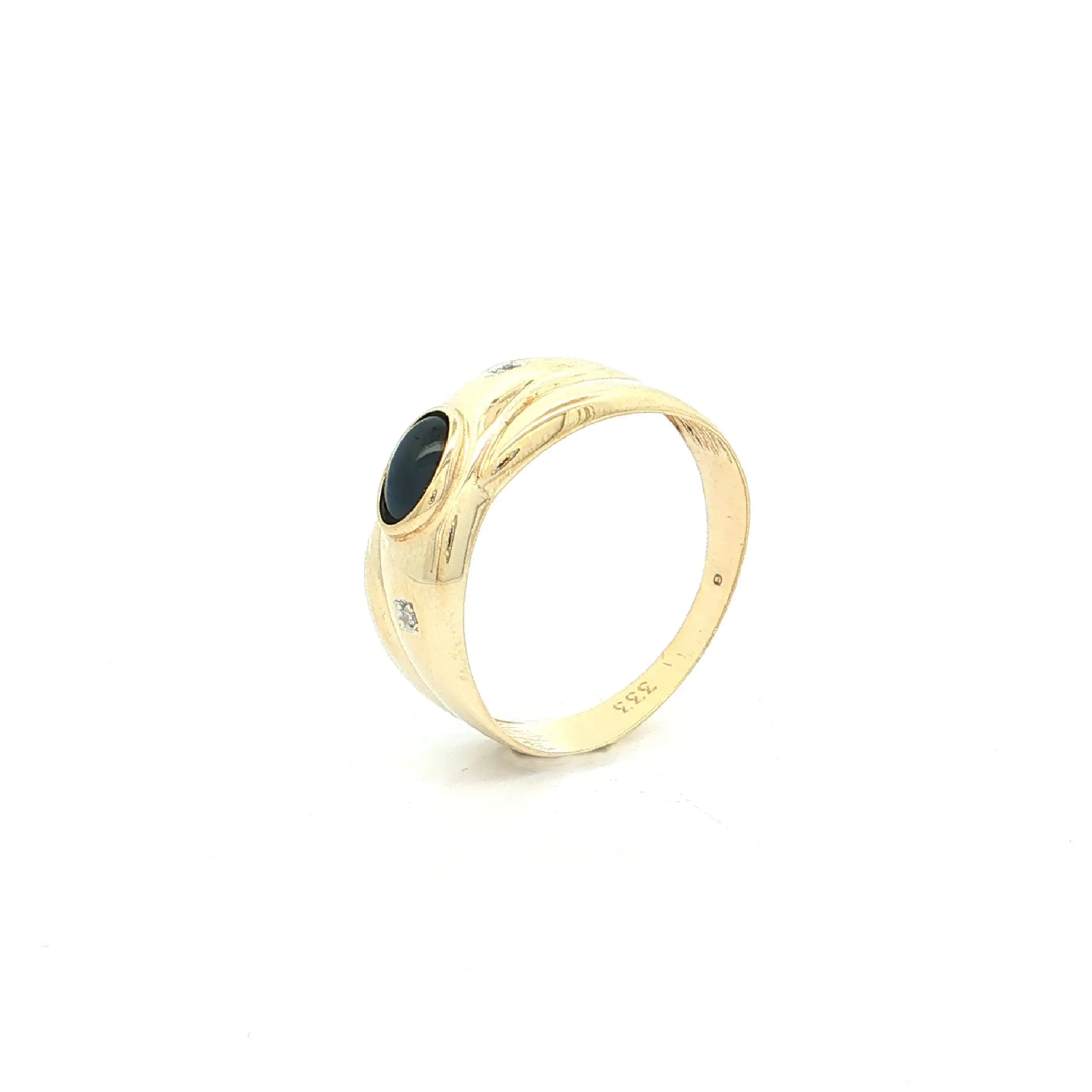 Ring Gelbgold mit Saphir Cabochon und Diamanten