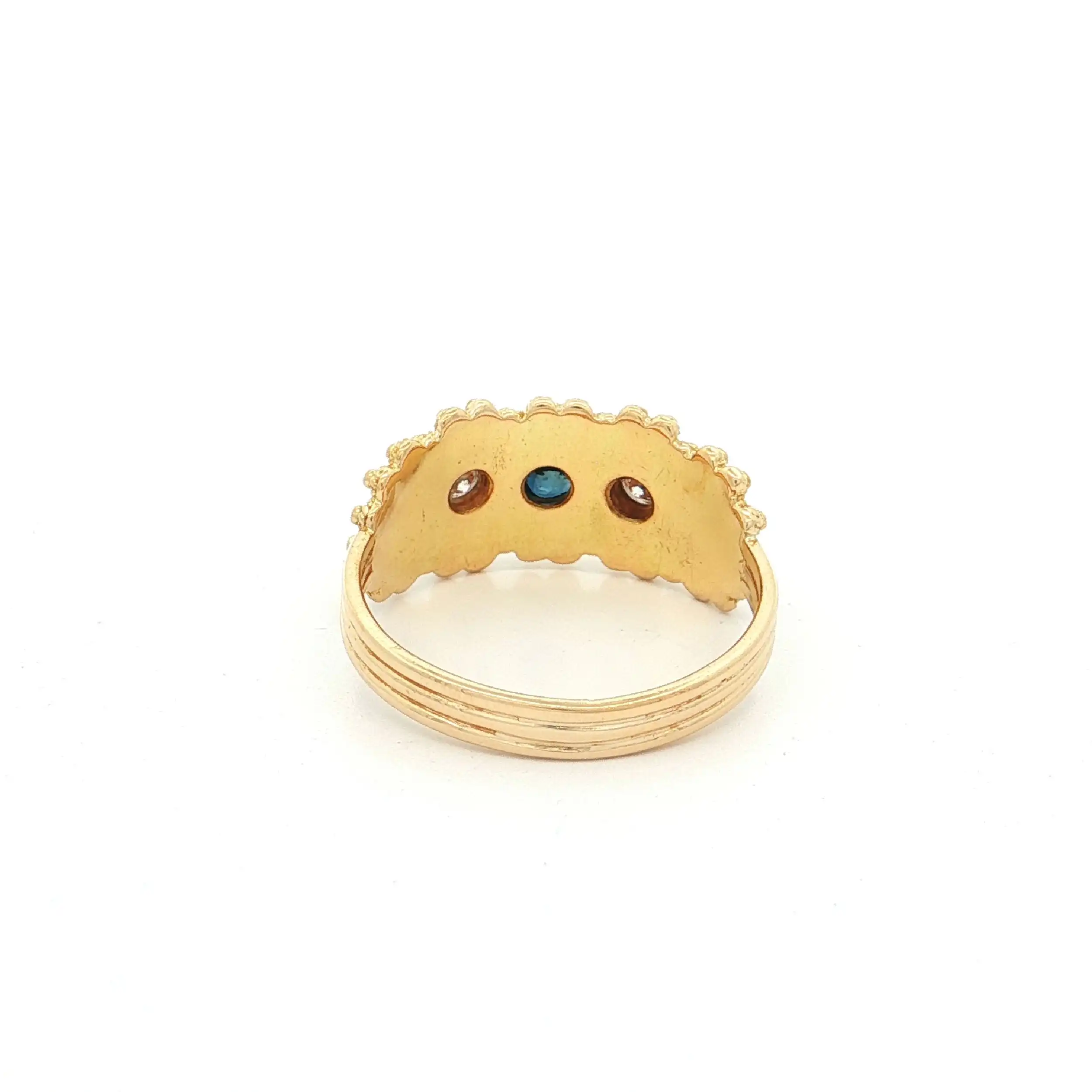Ring Gelbgold mit Saphir und Brillanten Ring Gelbgold mit Saphir und Brillanten