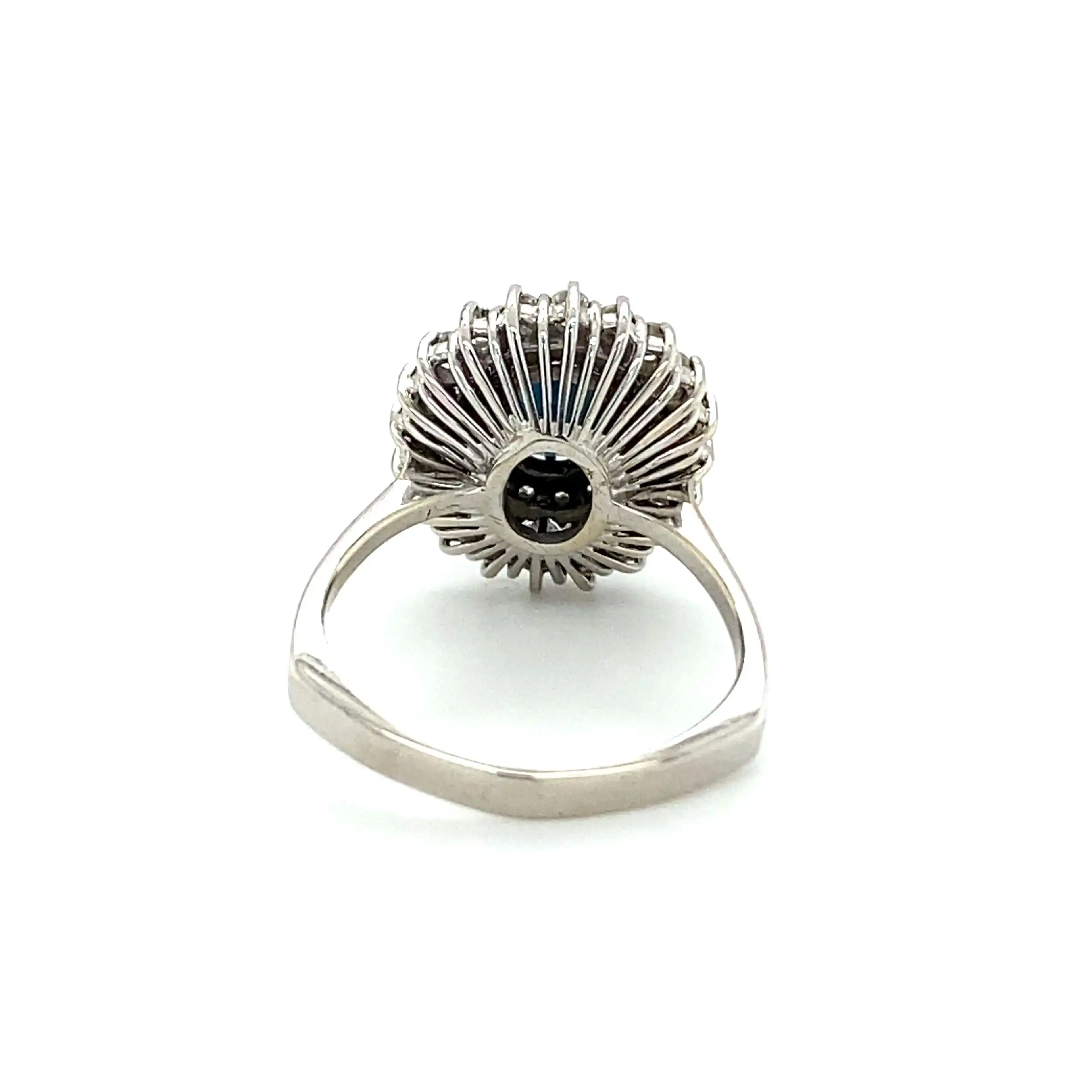 Ring Weißgold mit Saphir & Brillanten Ring Weißgold mit Saphir & Brillanten