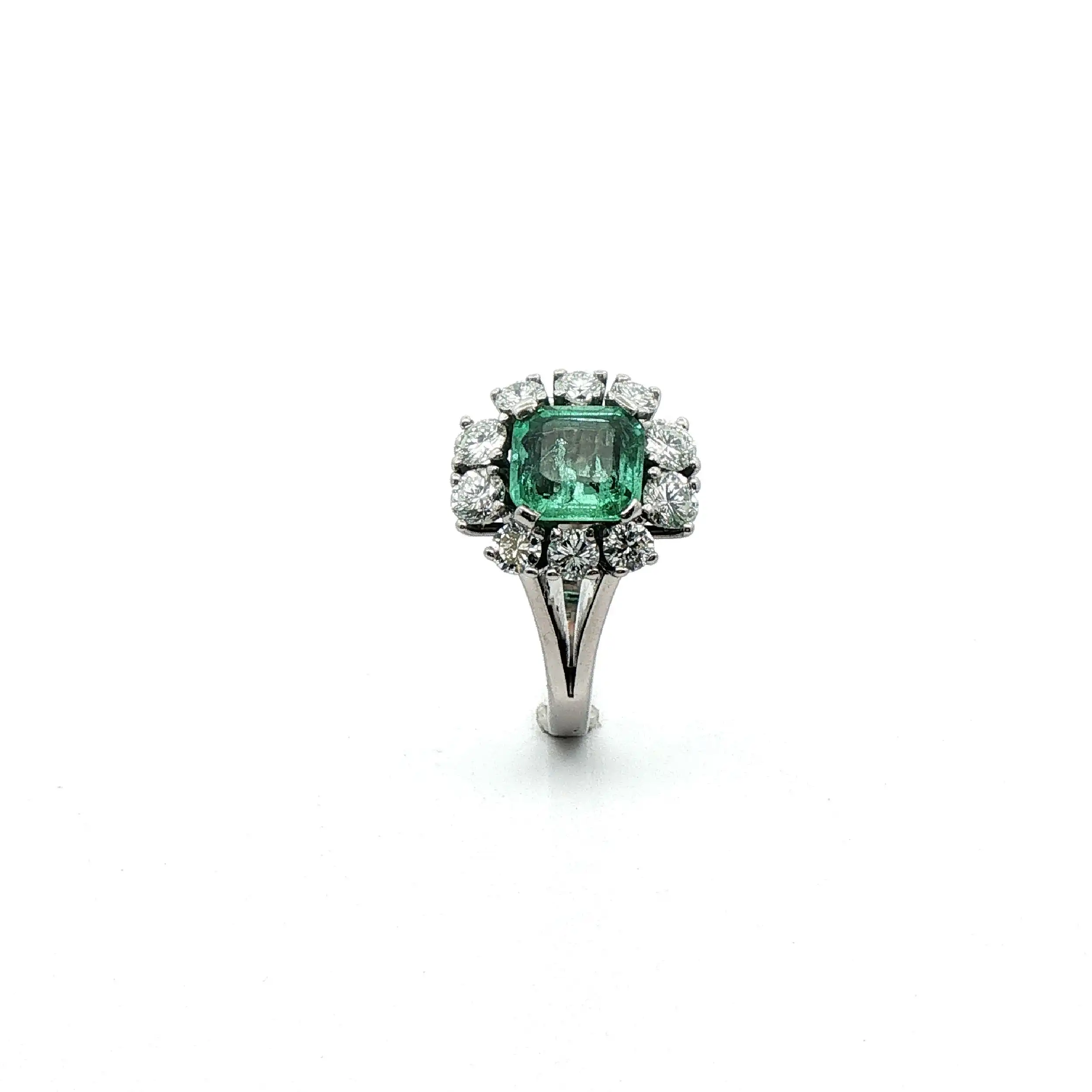 Ring Weißgold mit Smaragd und Brillanten