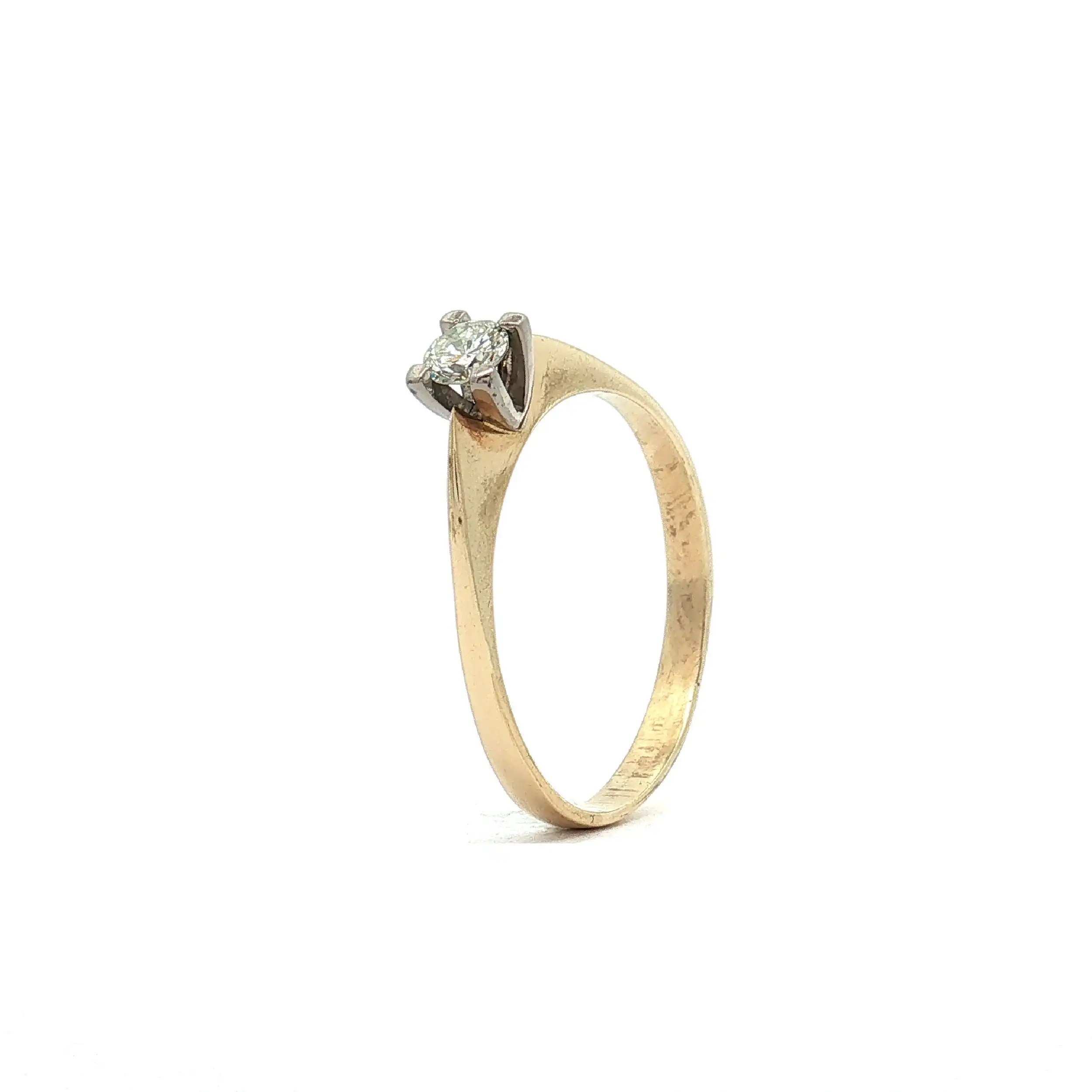 Ring Gelbgold mit Brillant Solitär
