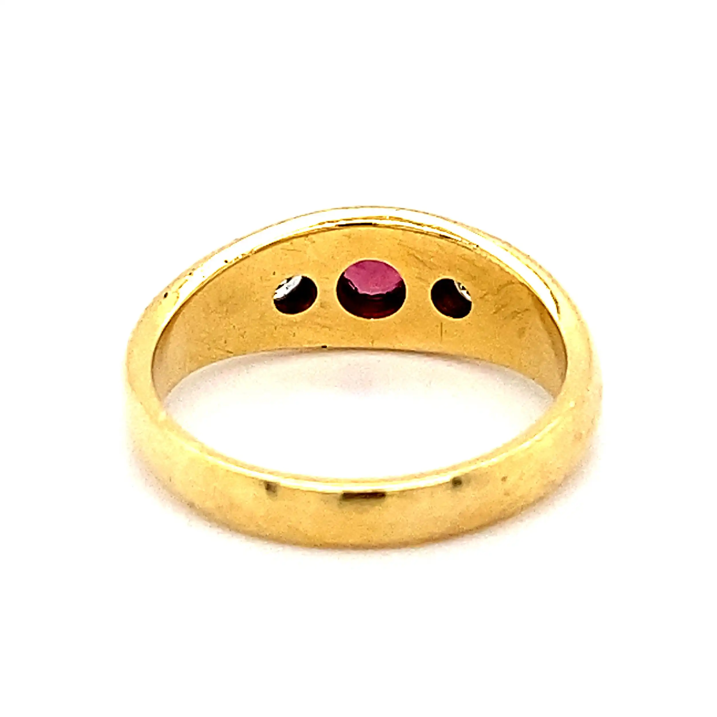 Ring Gelbgold mit Rubin und Brillanten