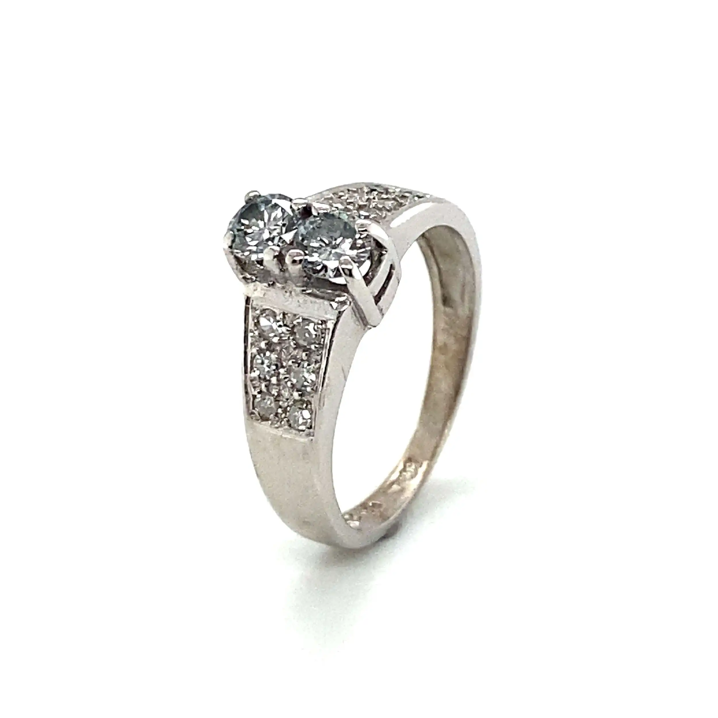 Ring weißgold mit Brillanten und Diamanten Ring weißgold mit Brillanten und Diamanten