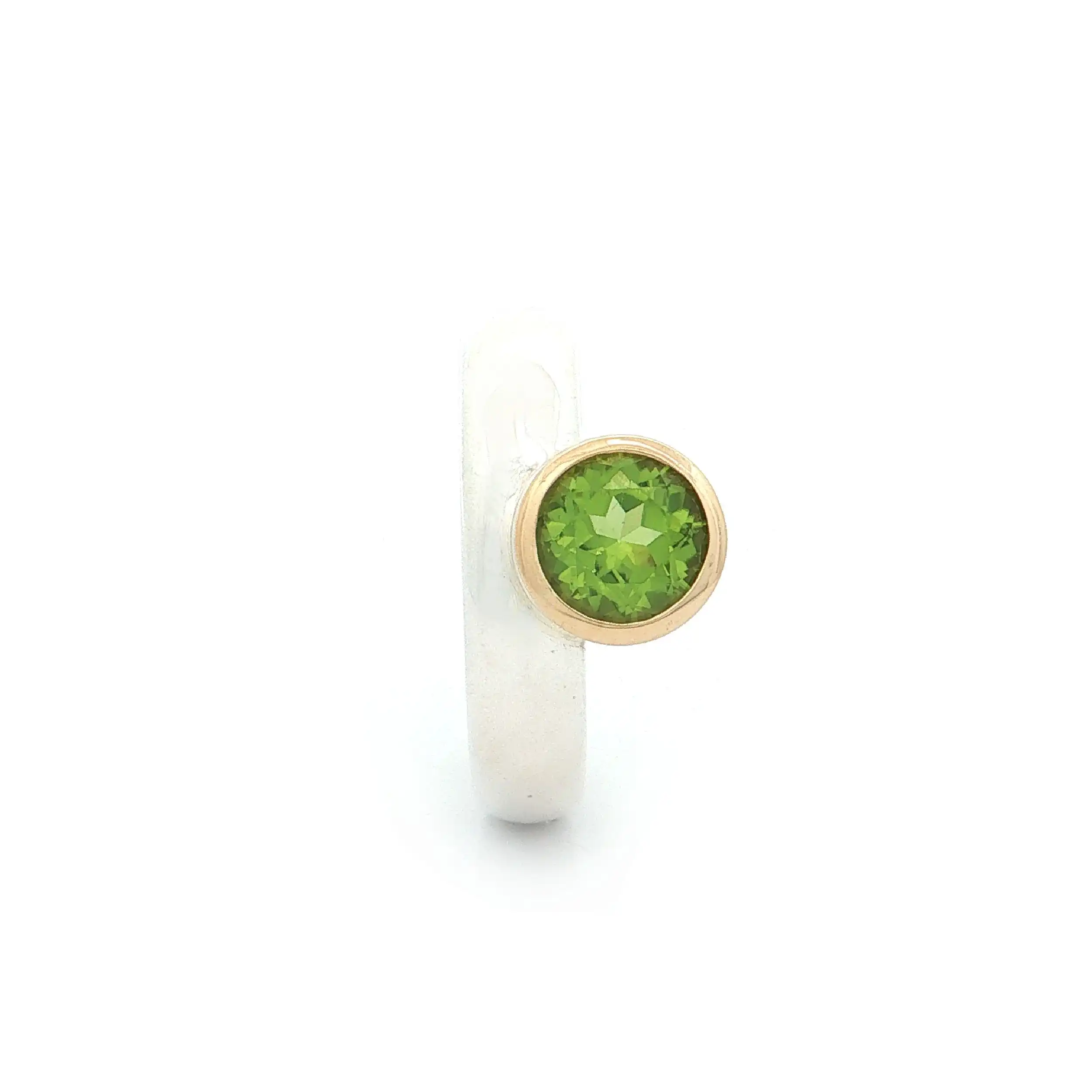 Ring Silber mit Gelbgold Fassung mit Peridot