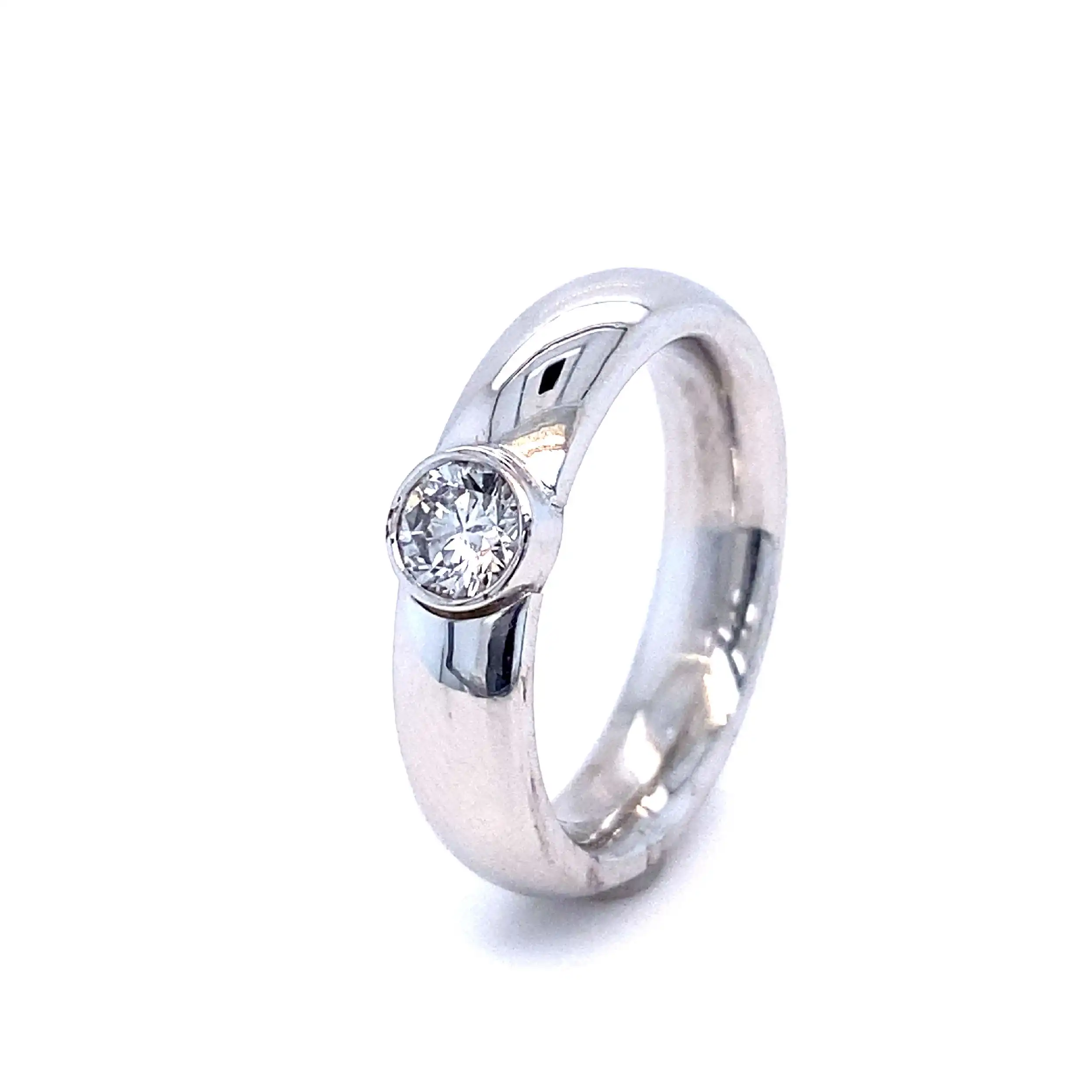Ring Weißgold mit solitär Brillant Ring Weißgold mit solitär Brillant