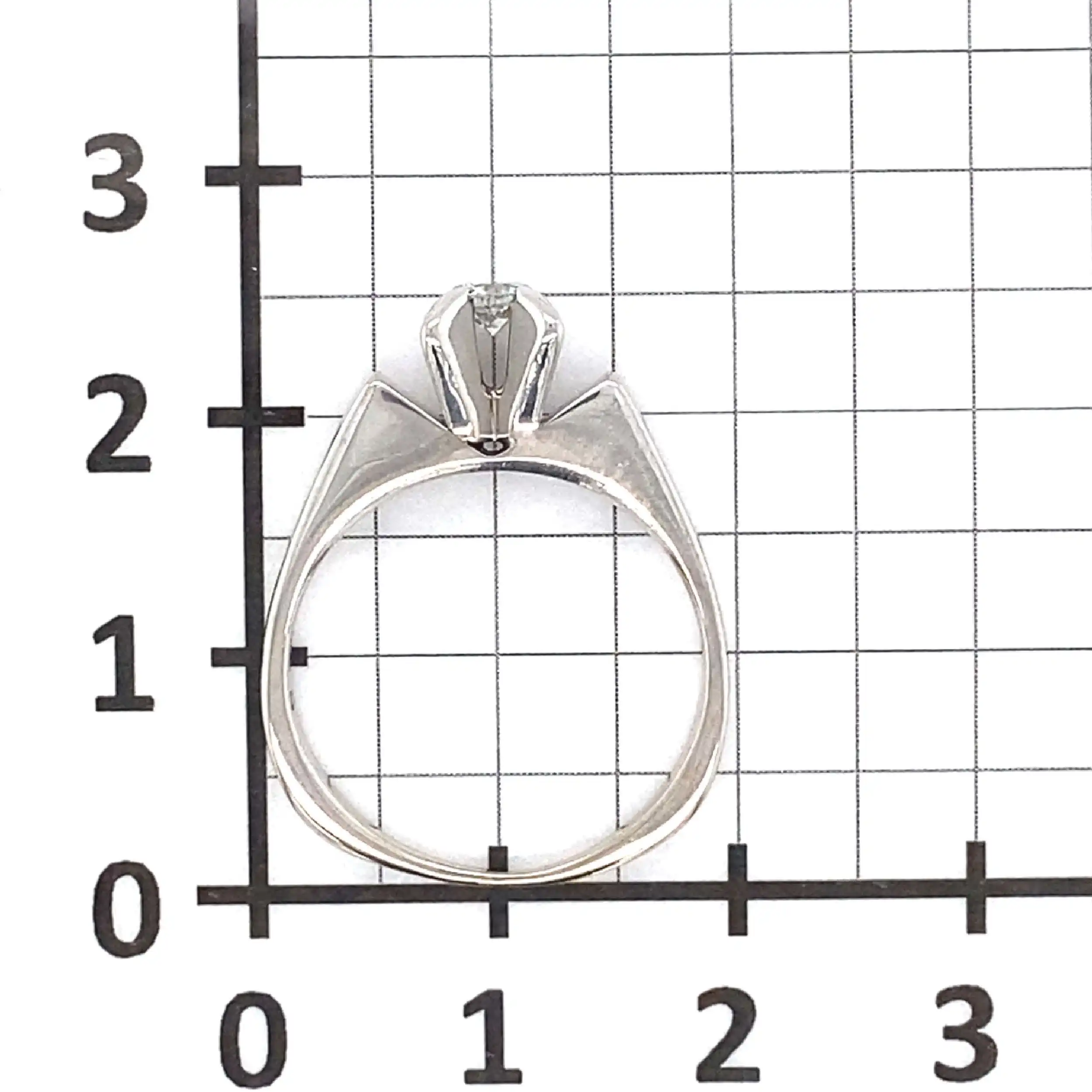 Ring Weißgold mit Brillant, graviert mit 0,17ct Ring Weißgold mit Brillant, graviert mit 0,17ct