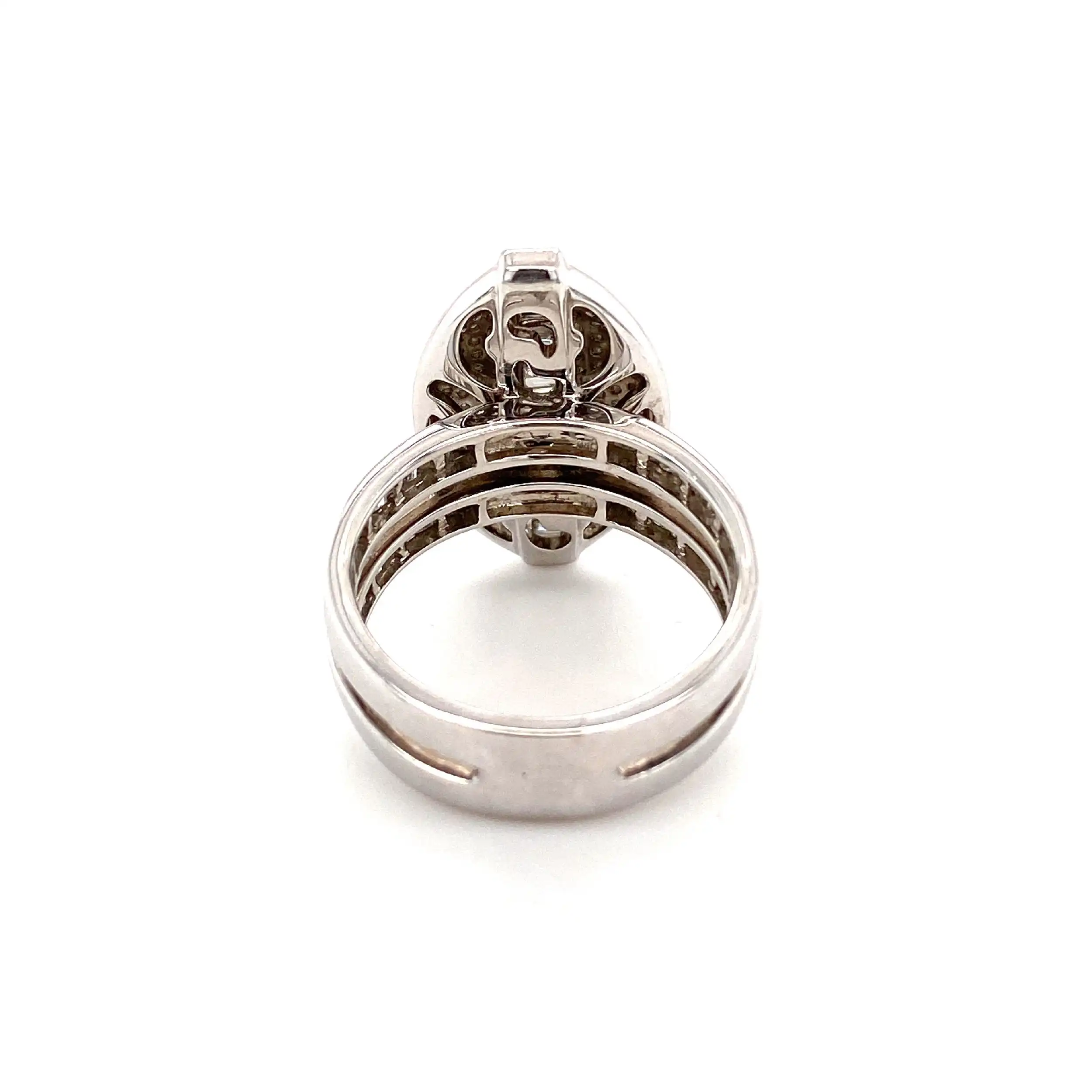 Ring Weißgold mit Brillanten & Baguette Diamanten Ring Weißgold mit Brillanten & Baguette Diamanten