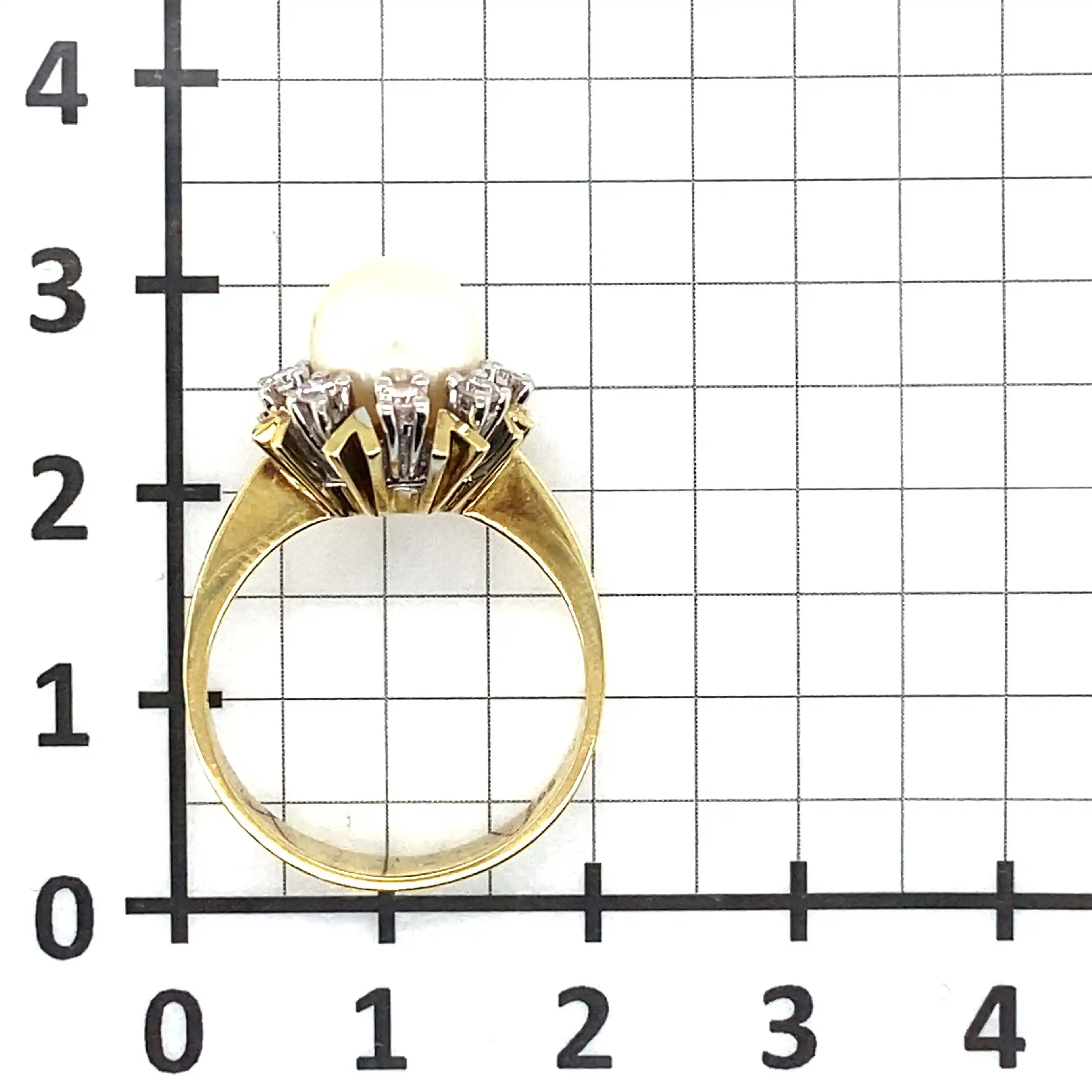 Ring Gelbgold mit Perle und Brilanten, graviert mit 0,32ct Ring Gelbgold mit Perle und Brilanten, graviert mit 0,32ct